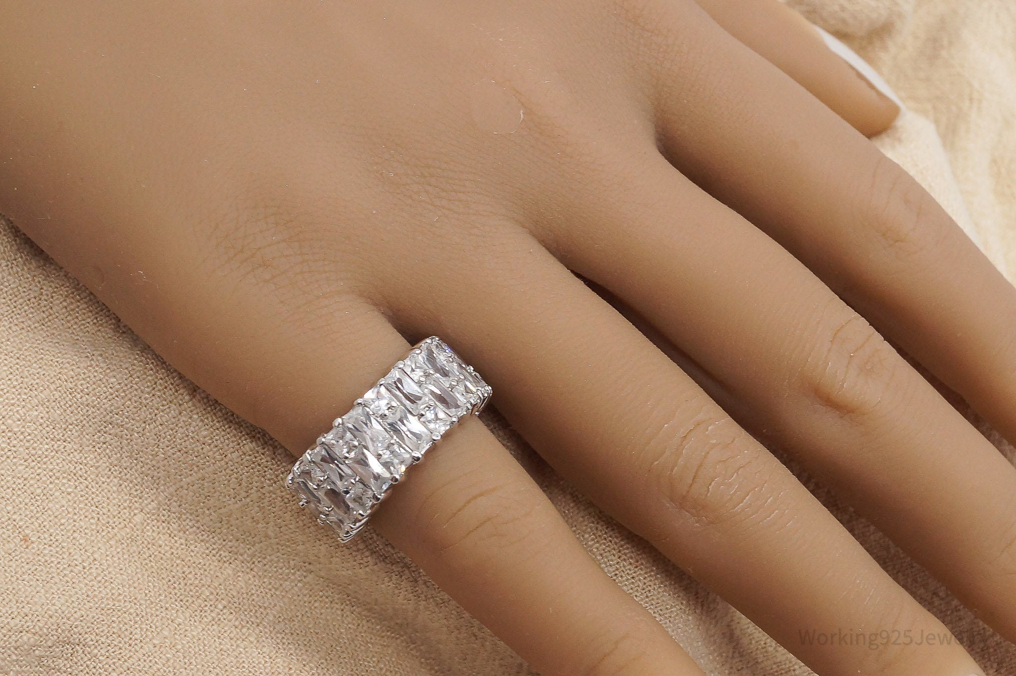 Vintage Cubic Zirconia Sterling Silver Band Ring - Size 6.25