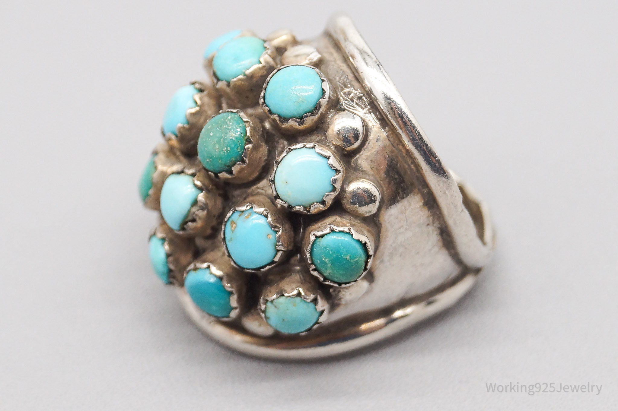 Vintage Native American Turquoise Unsigned Silver Ring - SZ 6.25