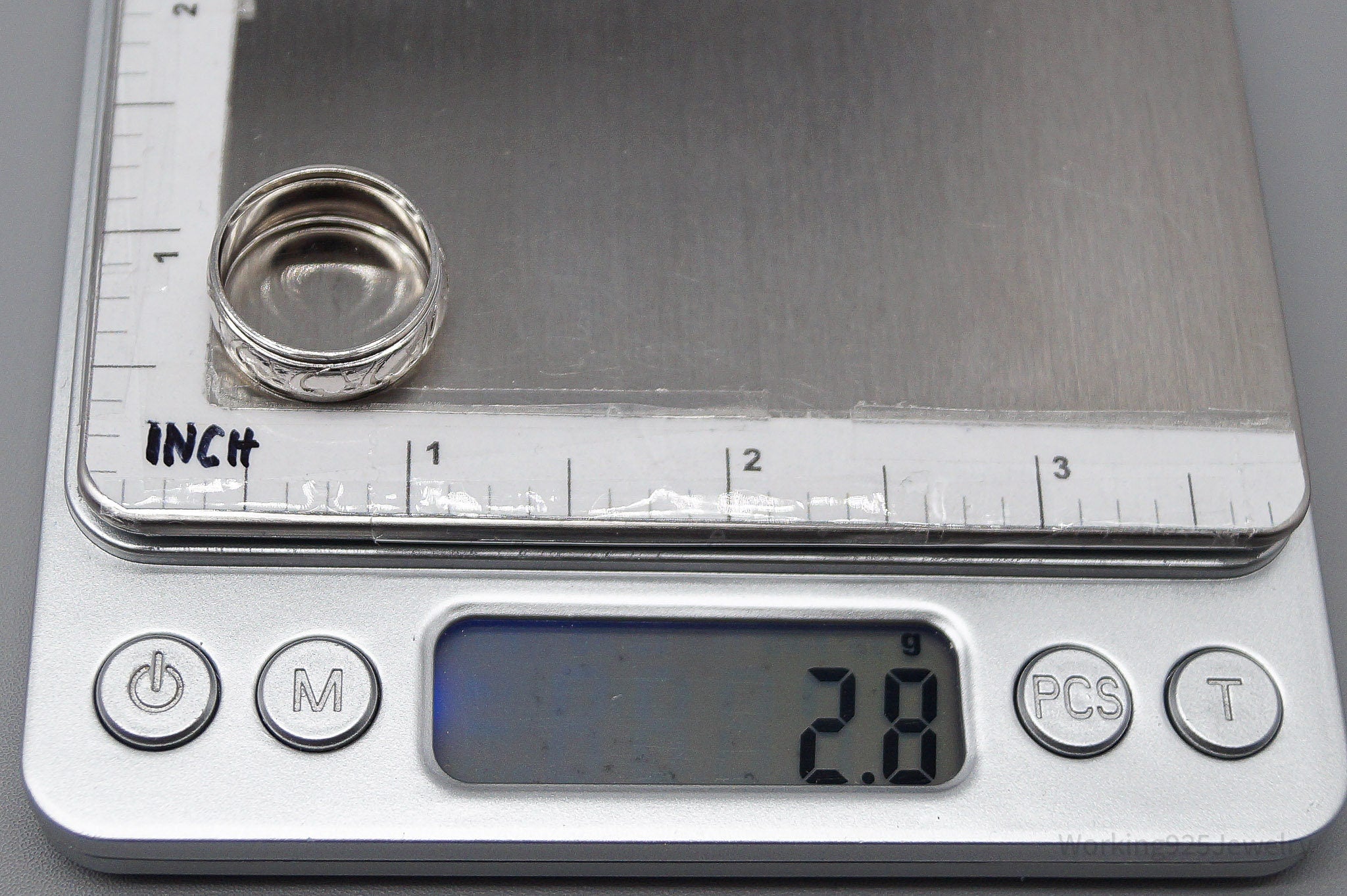 1940s Vintage Schlang Co Hearts Patter Sterling Silver Band Ring - Size 6