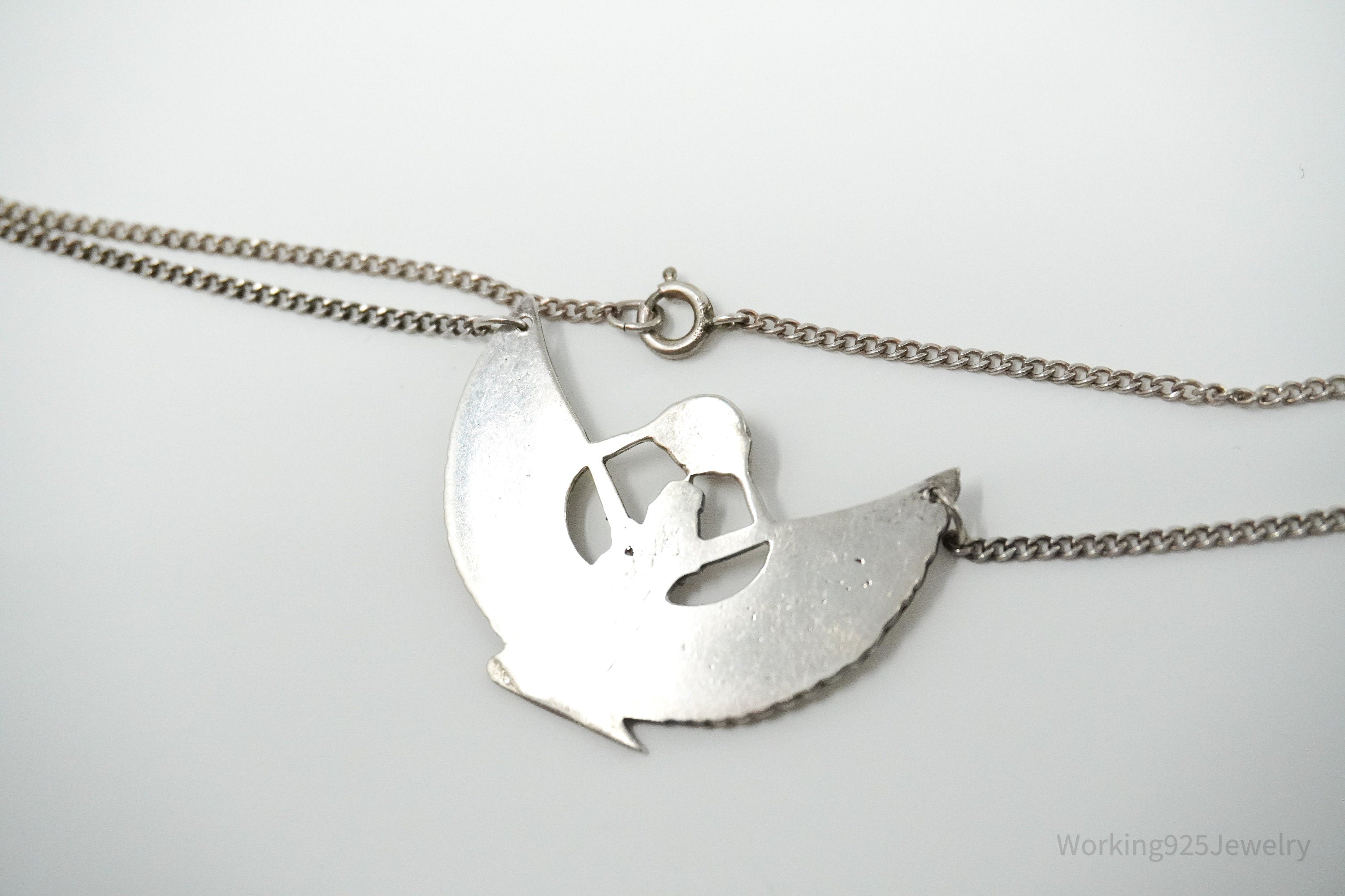 Vintage Egyptian Winged Goddess Isis Red Stone Sterling Silver Necklace 16"