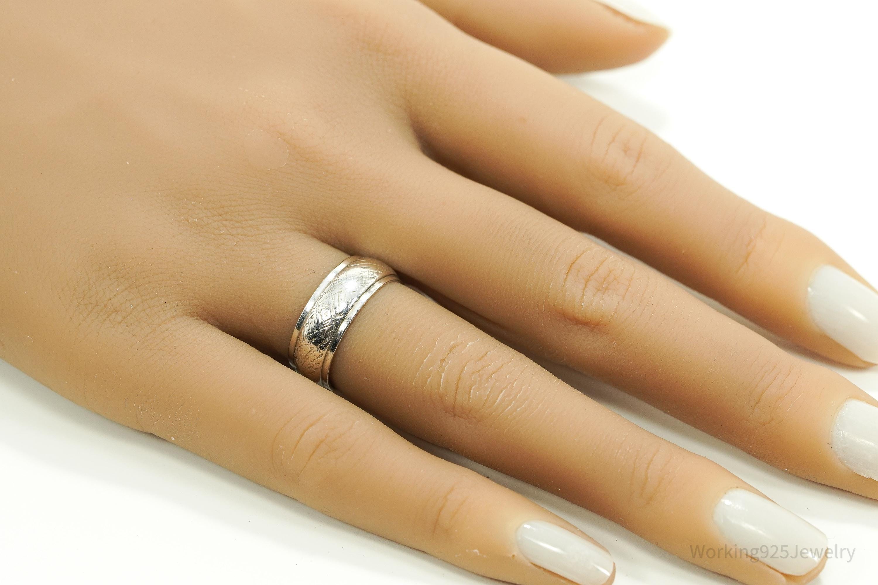 Antique Designer Sterling Silver Band Ring - Size 7