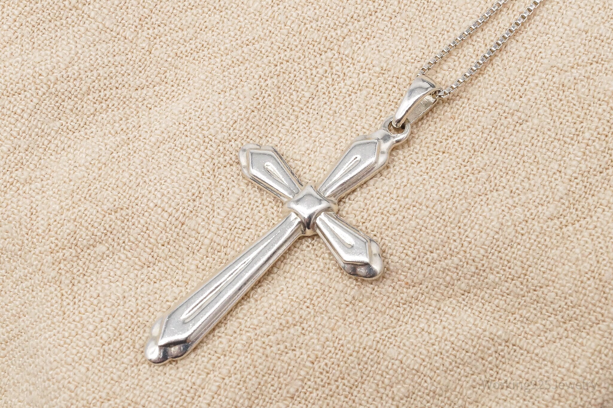 Vintage Large Cross Sterling Silver Necklace 21"