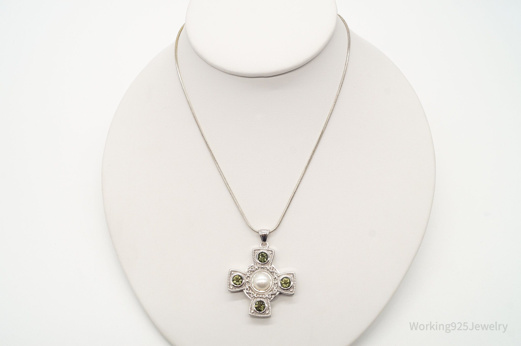 Vintage Peridot Peridot Cross Sterling Silver Necklace