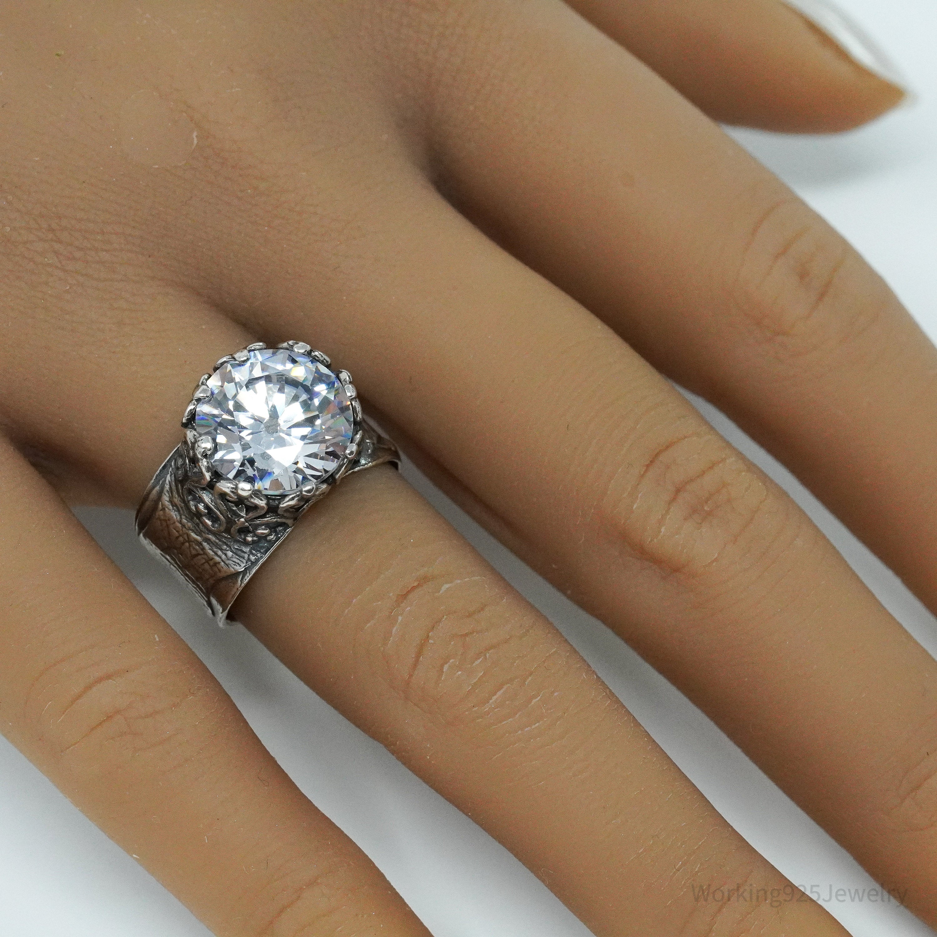 Vintage Designer Large Cubic Zirconia Sterling Silver Ring - Size 7.5