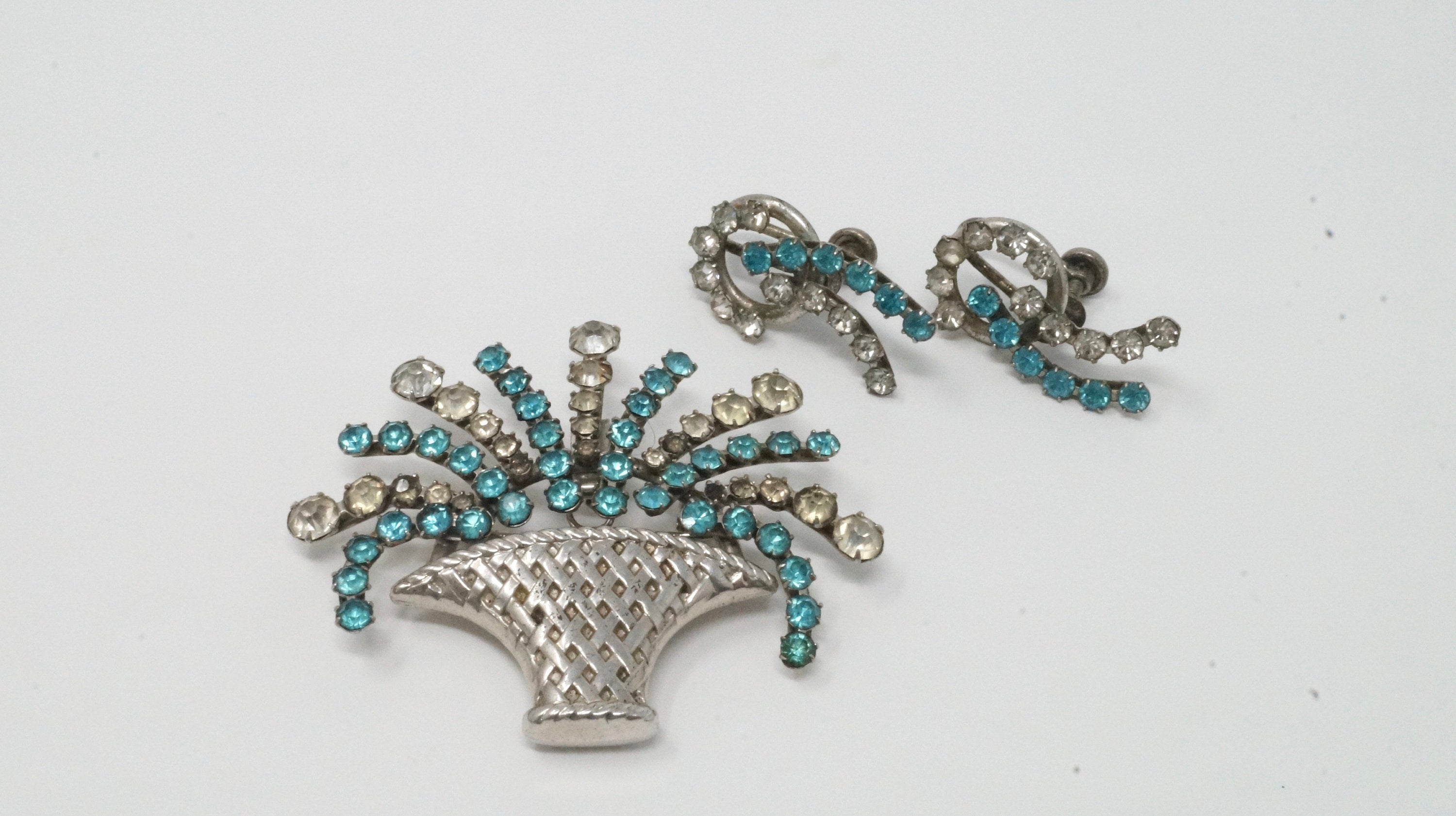 Vtg Pin Cascading Flower Basket Blue Rhinestone Sterling Brooch Earring Set