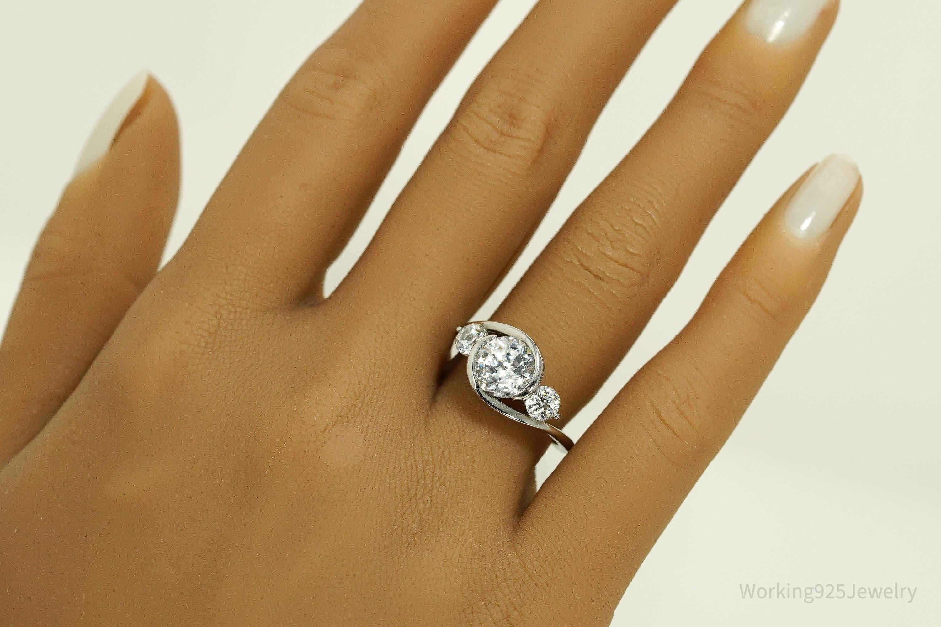 Vintage Cubic Zirconia Sterling Silver Ring - Size 8