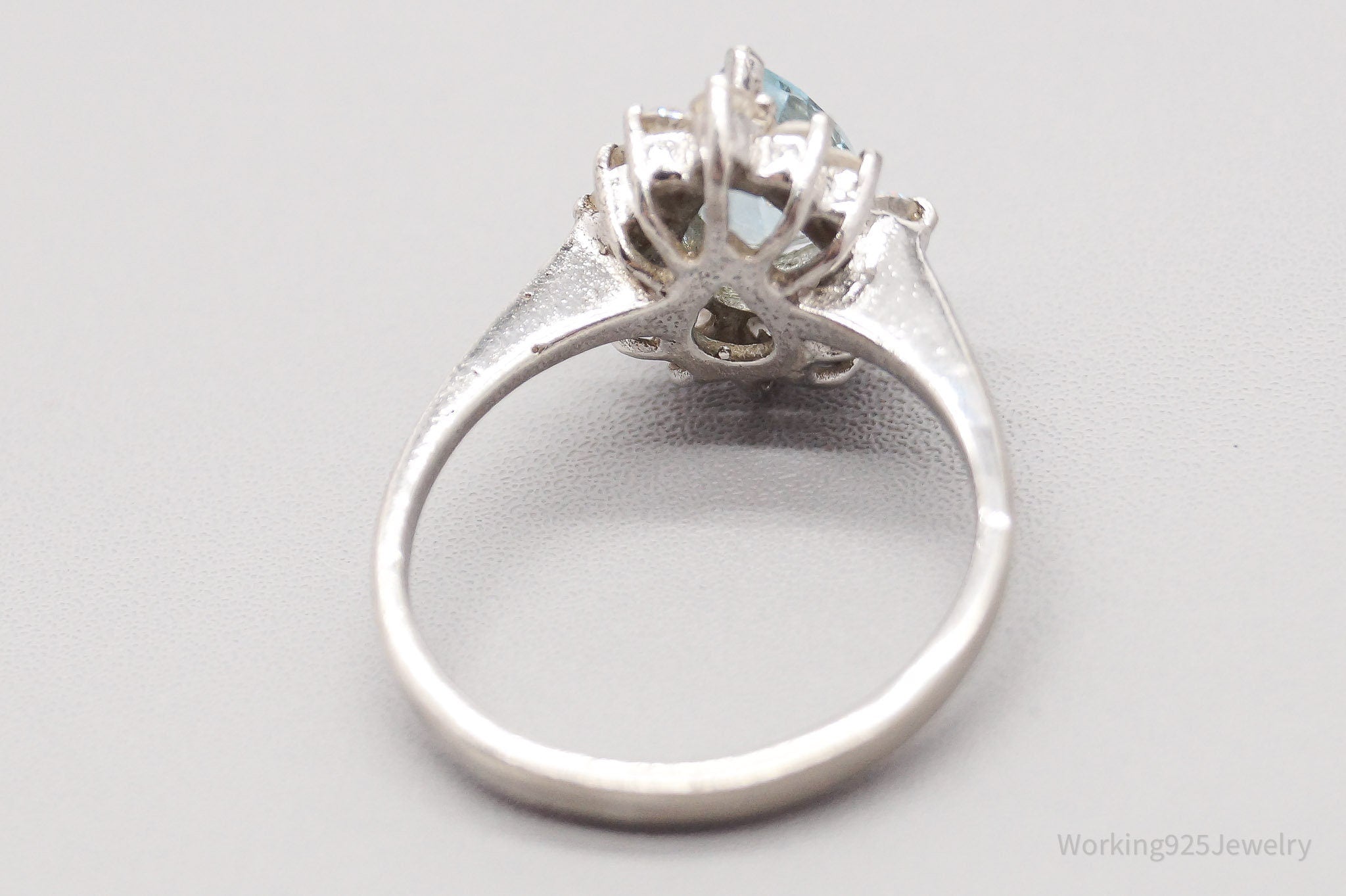 Vintage Blue Topaz Cubic Zirconia Sterling Silver Ring - Size 7.75