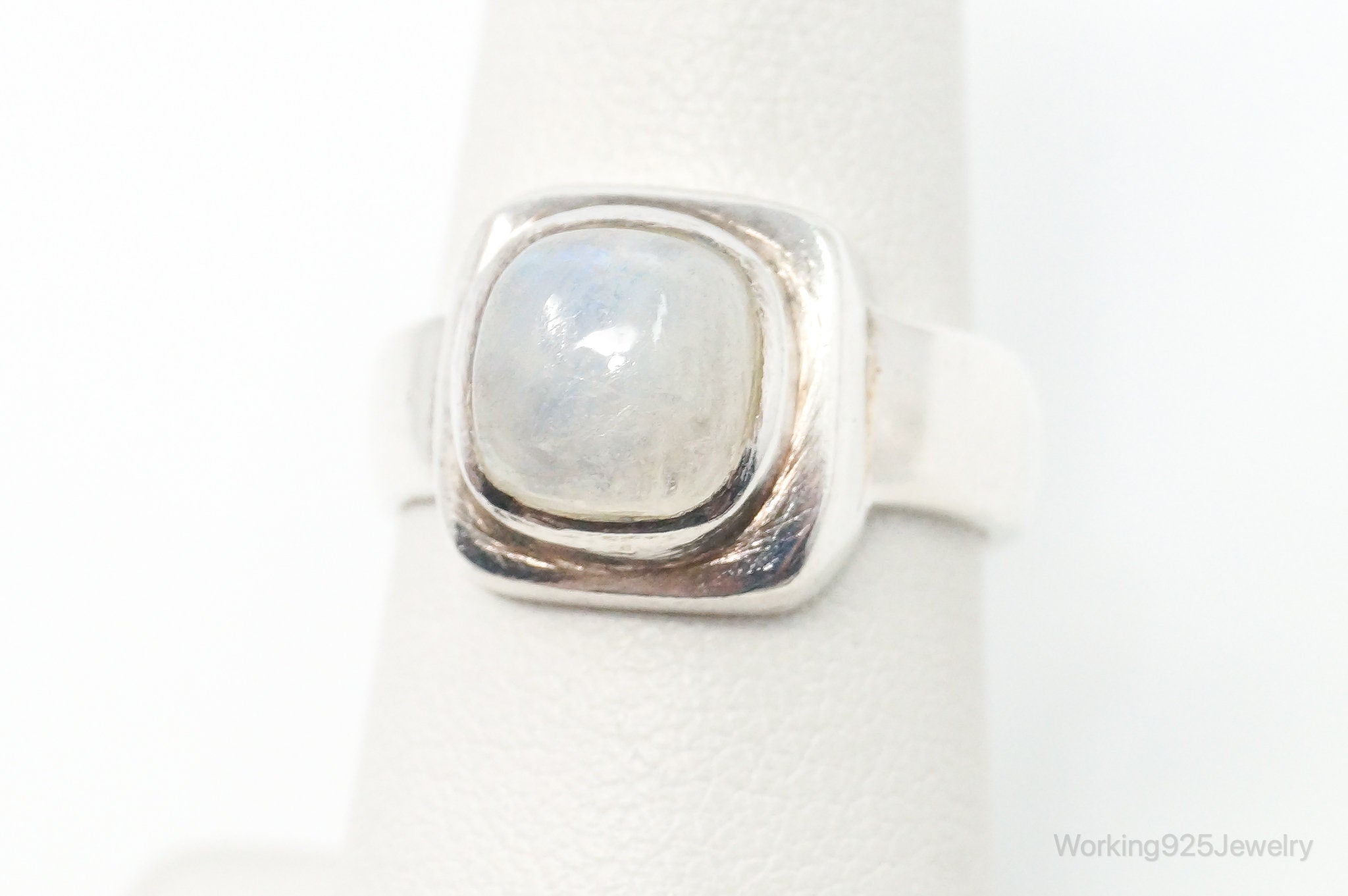 Vintage Moonstone Sterling Silver Ring - Size 7