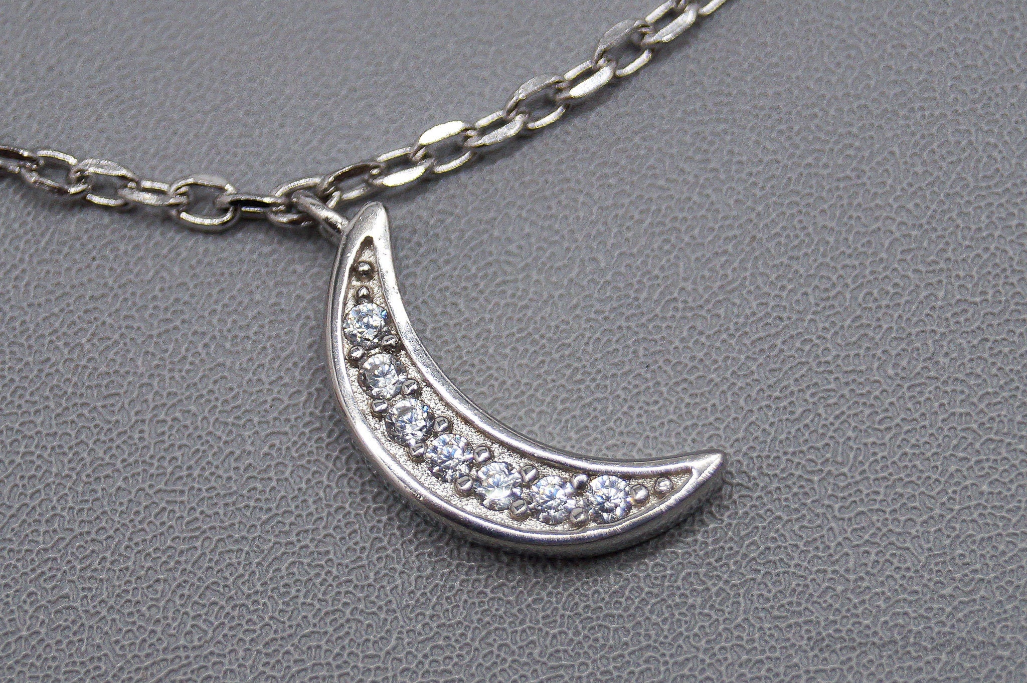 Vintage Cubic Zirconia Moon Charm Sterling Silver Bracelet - 8.25"