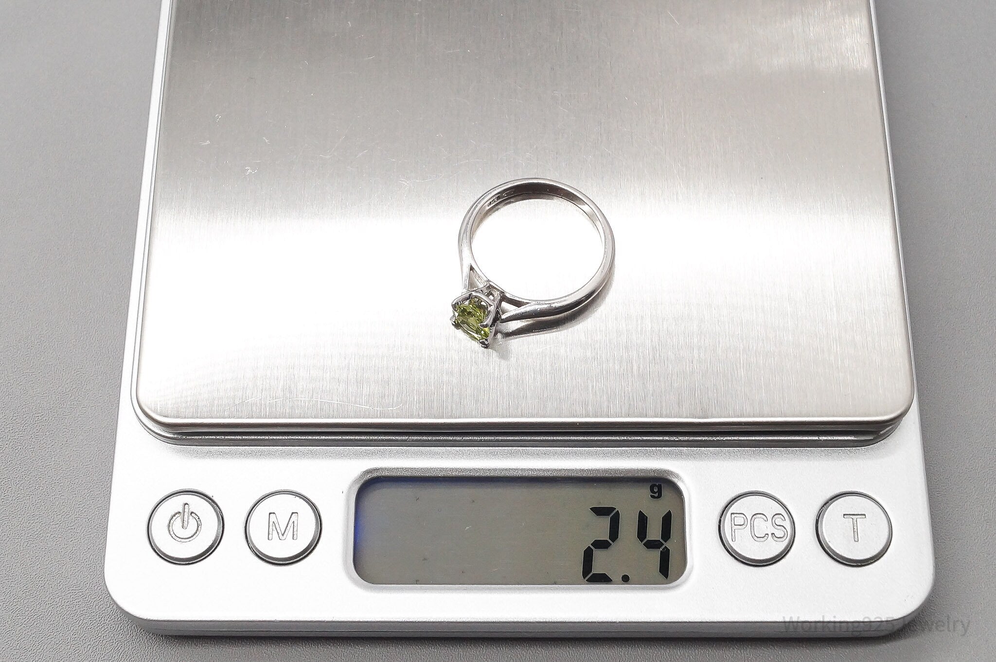 Vintage Peridot Sterling Silver Ring - Size 6.75