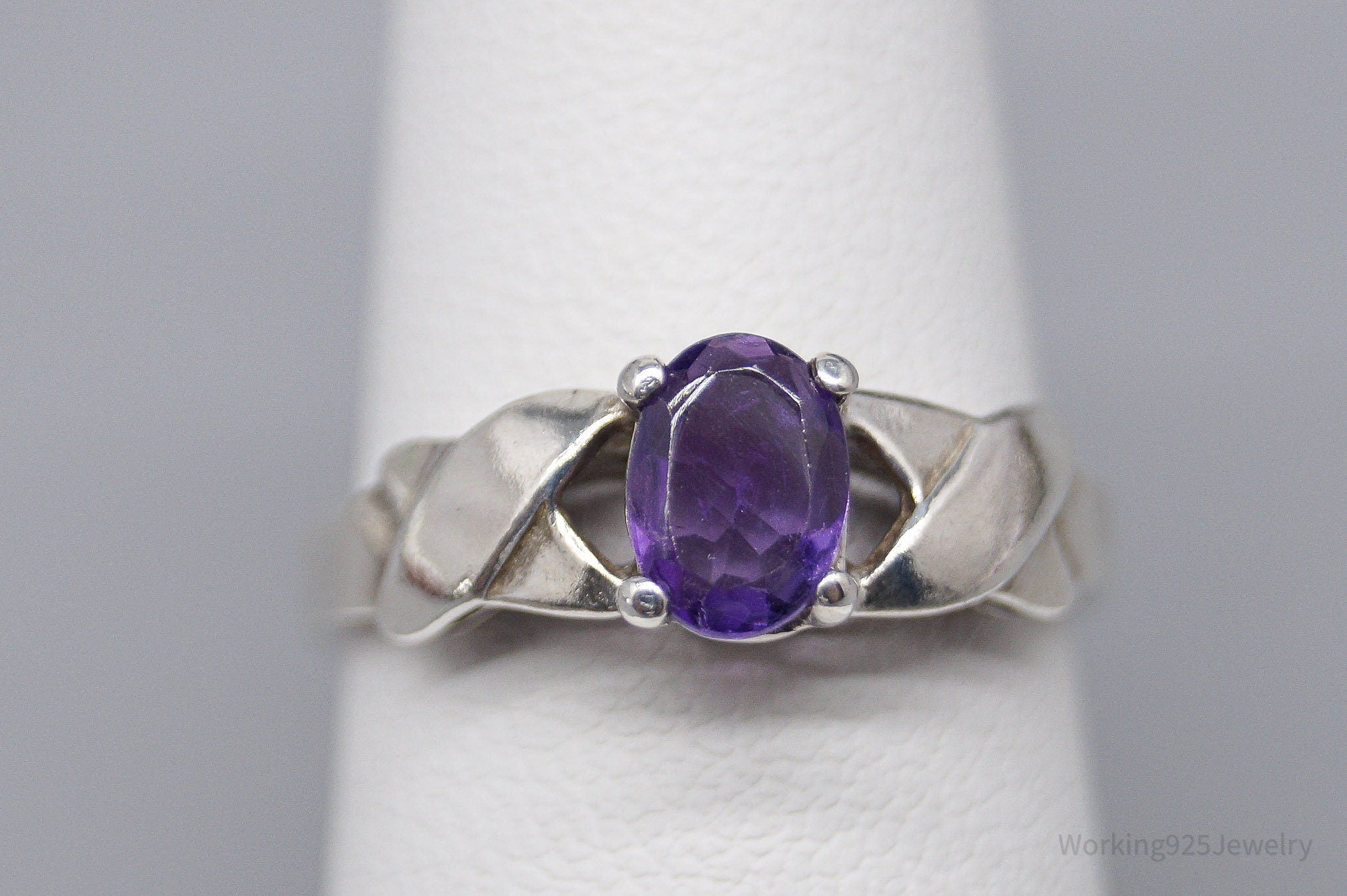 Vintage Amethyst Sterling Silver Ring - Size 7