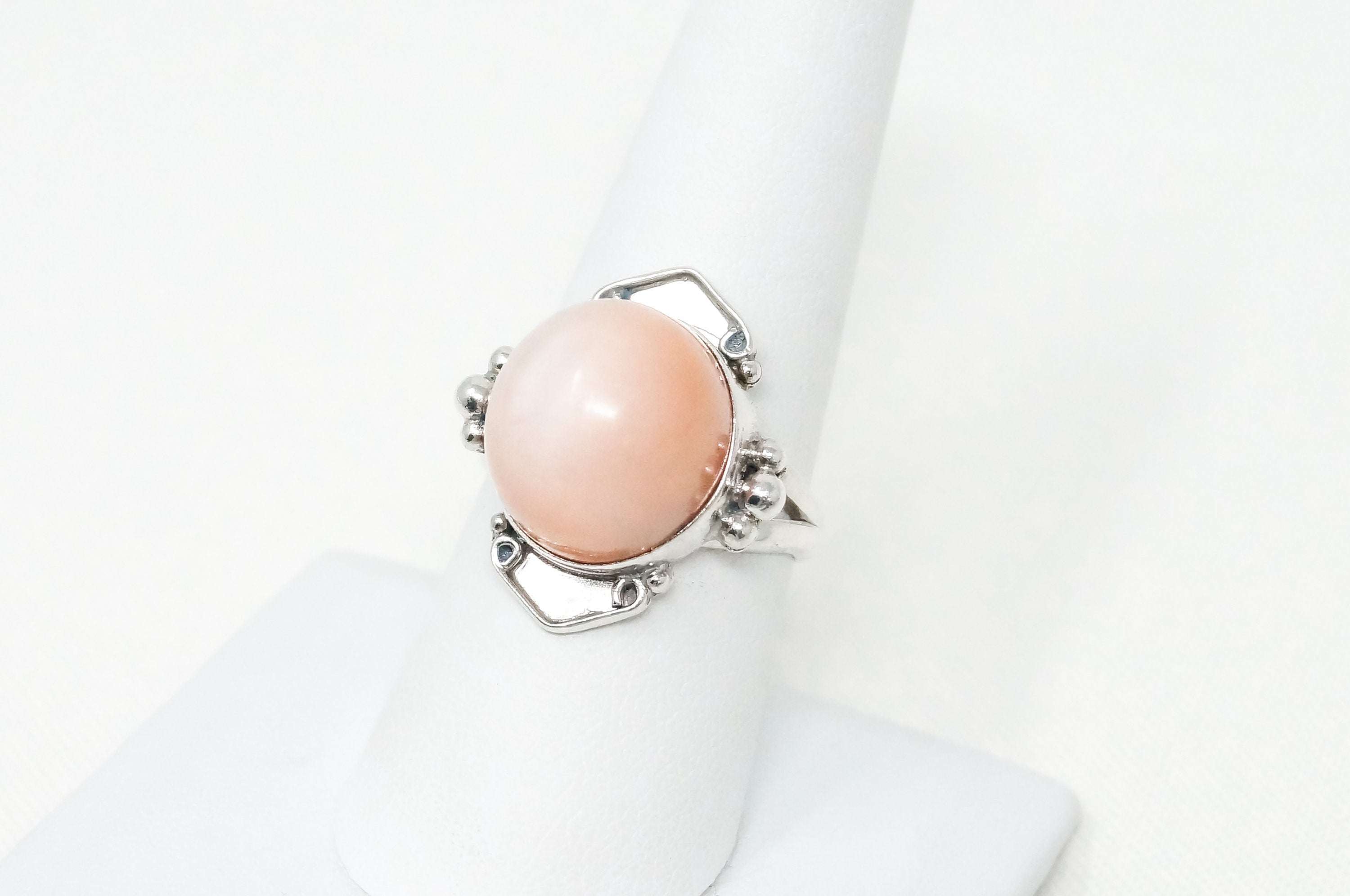 Vintage Large Peach Mother Of Pearl Sterling Silver Ring - Sz 8.25 -784542964