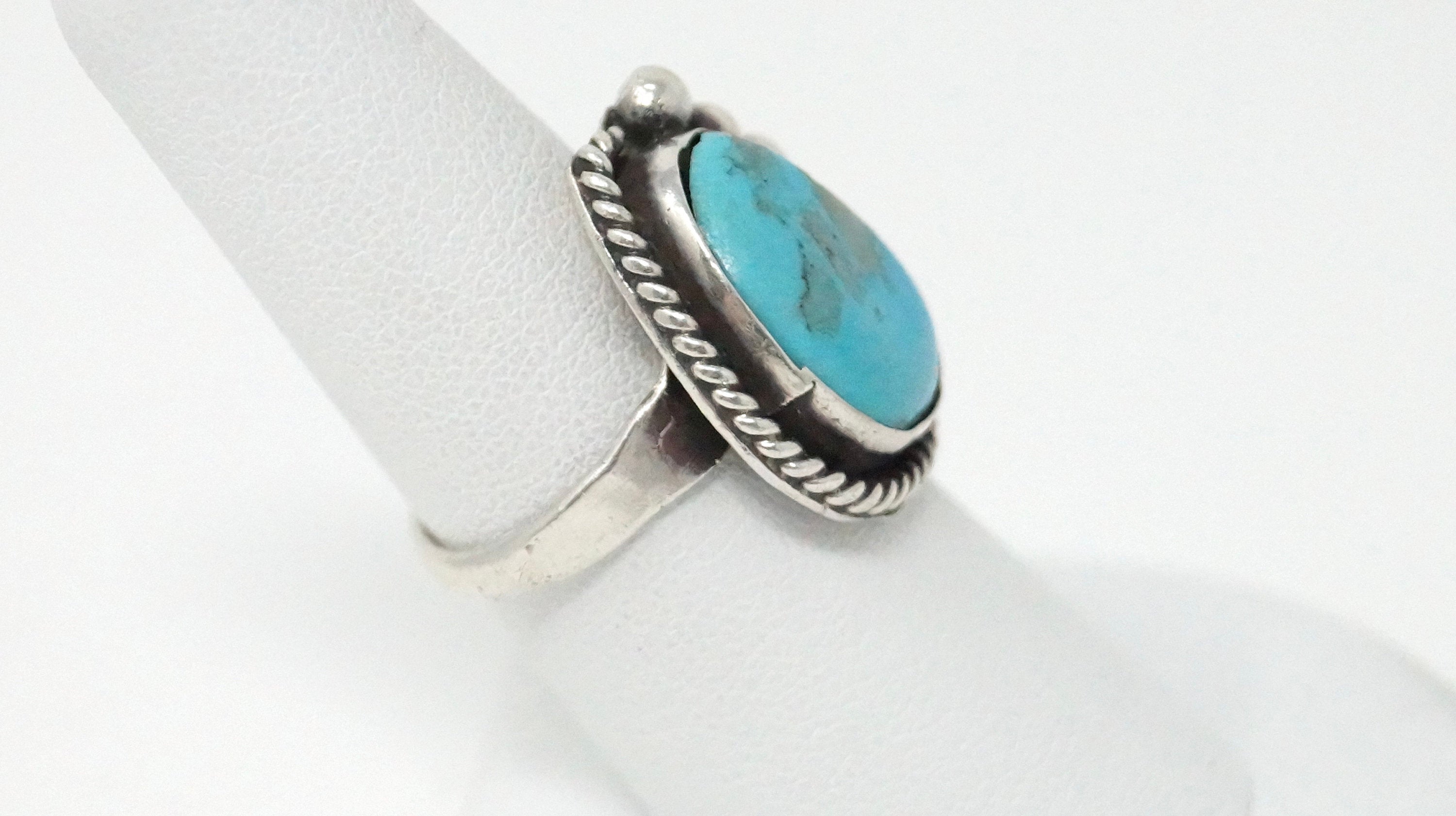 Vintage Native Turquoise Sterling Silver Rope Detail Ring - Size 7 1/4