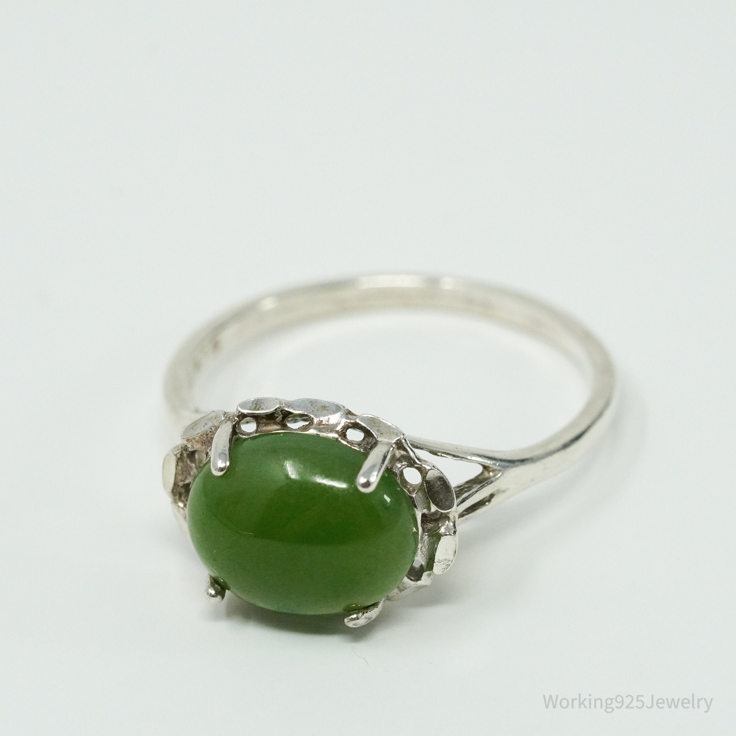 Vintage UTC Nephrite Jade Sterling Silver Ring - Size 9