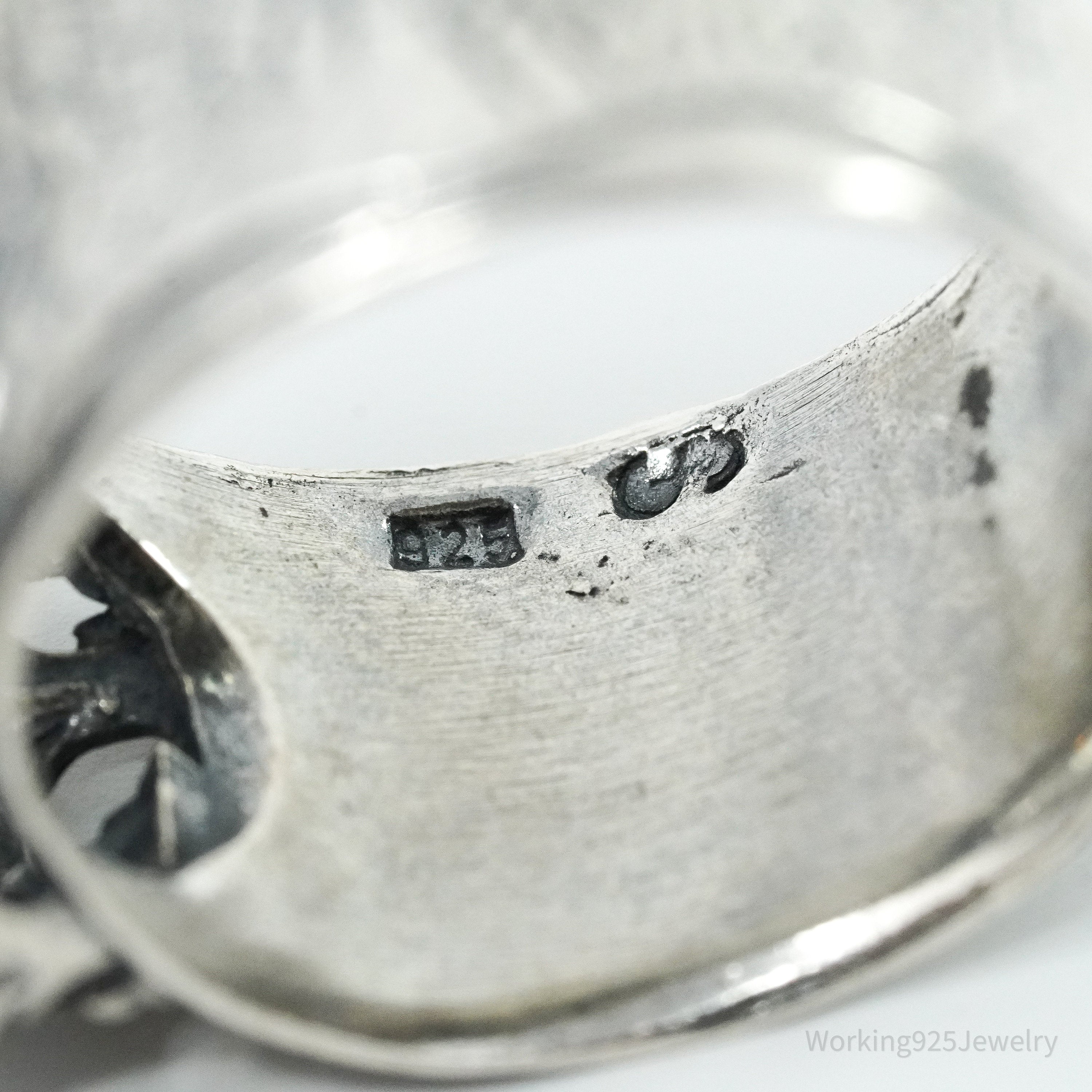 Vintage Designer Large Cubic Zirconia Sterling Silver Ring - Size 7.5