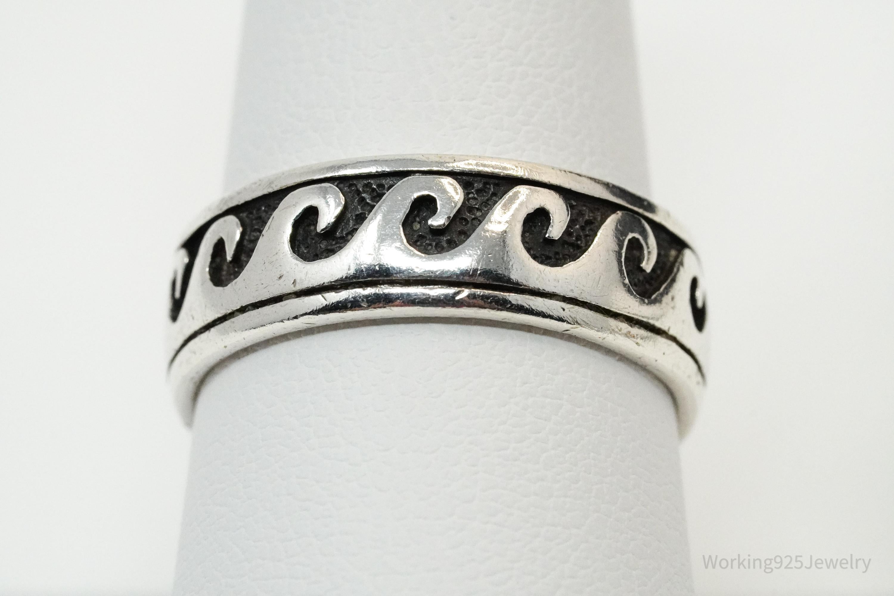 Vintage Waves Design Sterling Silver Band Ring - Size 9.25