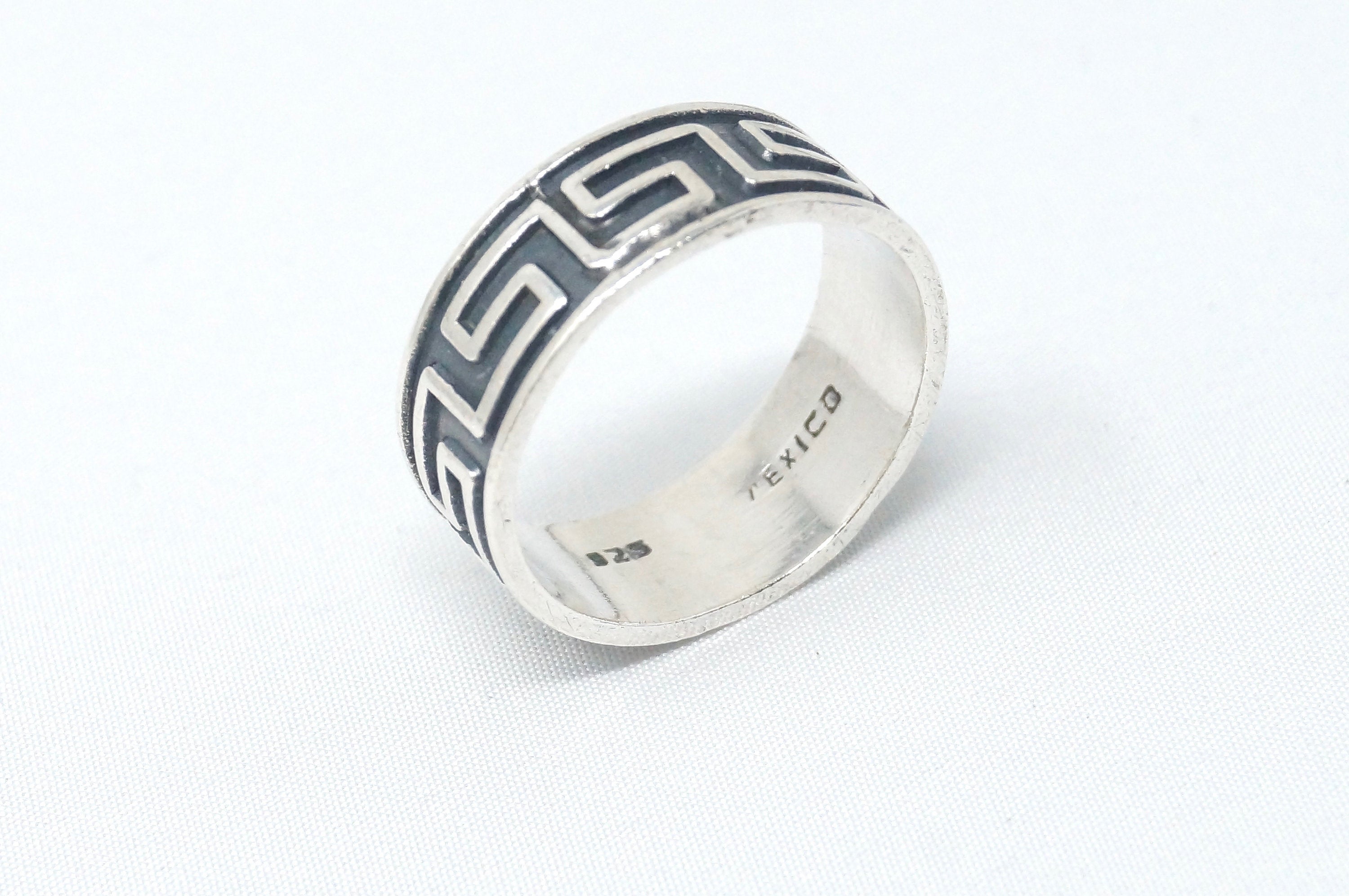 Vintage Mexico Oxidized Style Key Zig Zag Sterling Silver Band Ring - Size 8.75