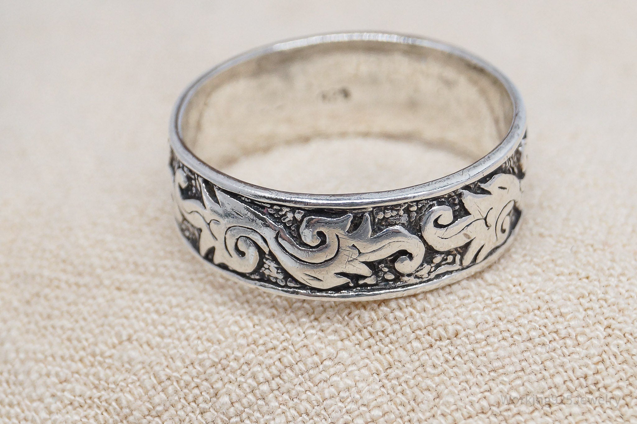 Vintage Scroll Style Sterling Silver Band Ring - Size 10