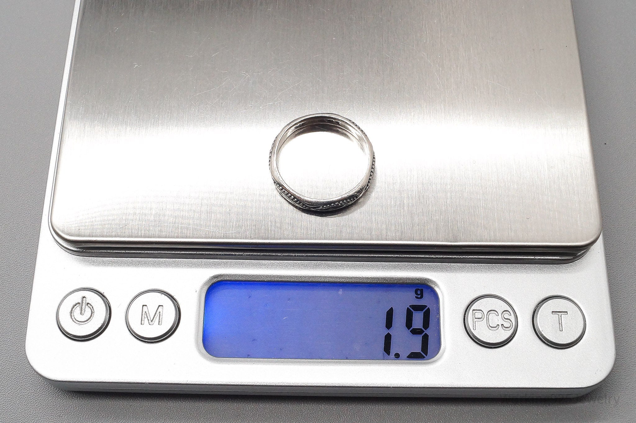 Vintage Native American Sterling Silver Band Ring - Size 5.75