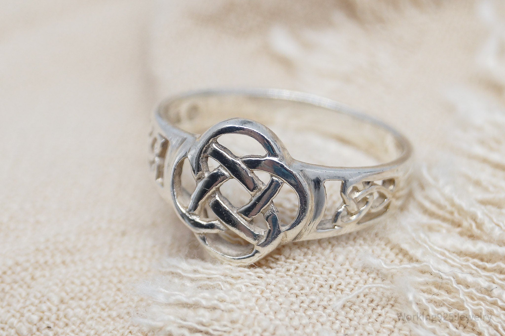 Vintage Celtic Knots Sterling Silver Ring - Size 8