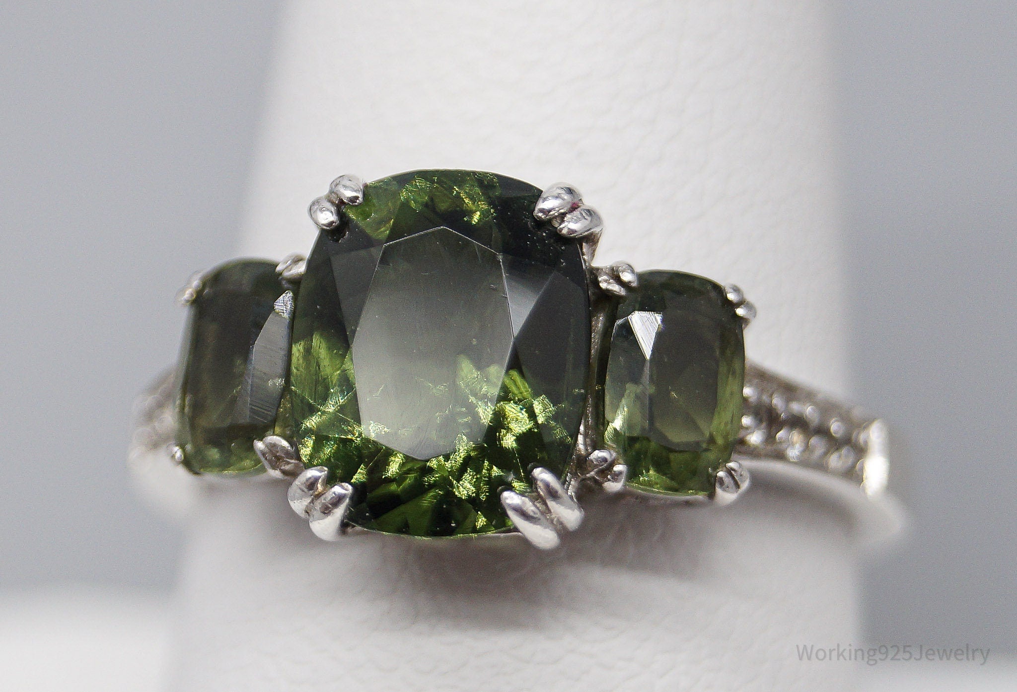 Vintage JTV's Green Moldavite & White Zircon Sterling Silver Ring - Size 9