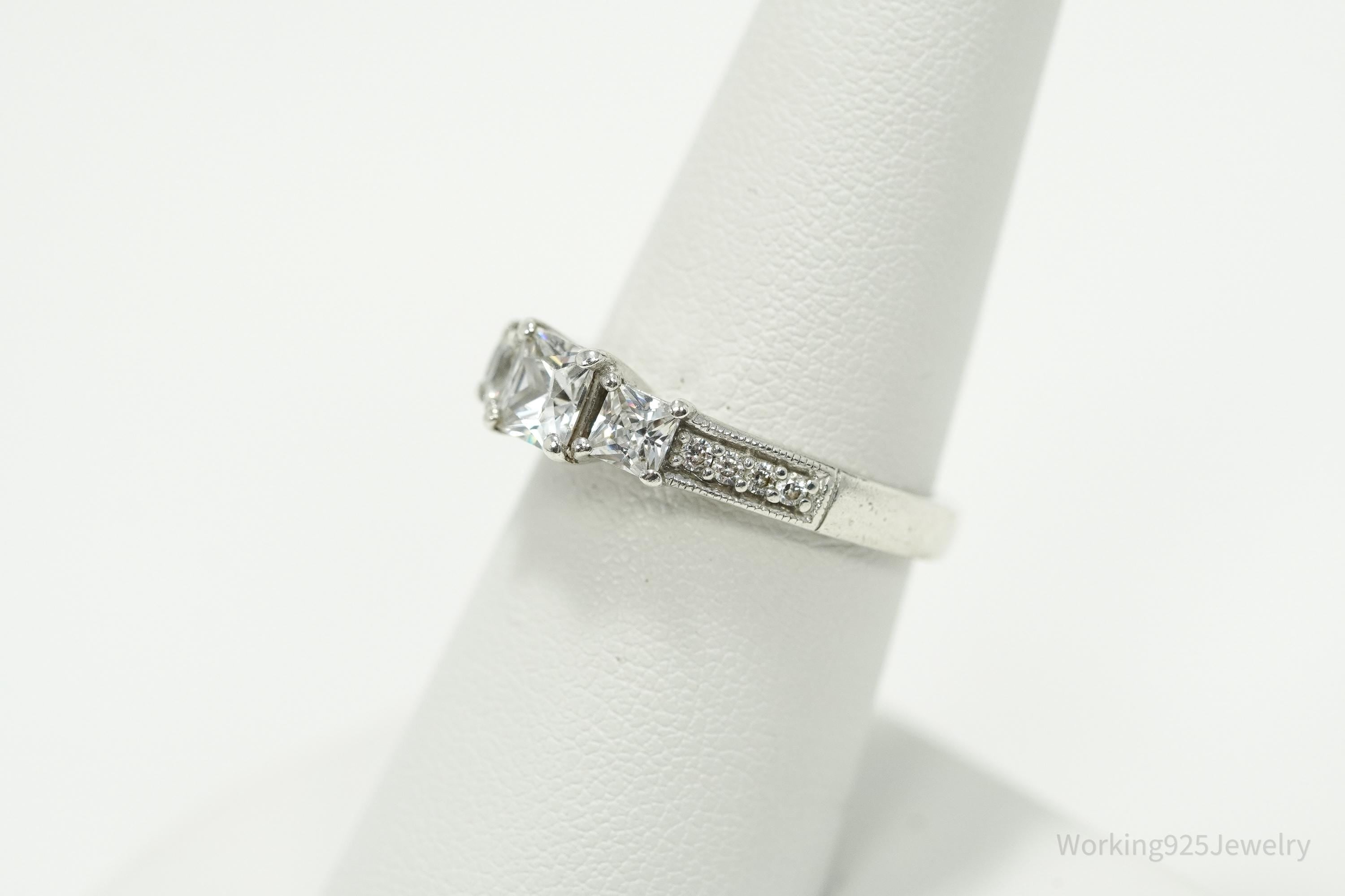 Vintage Cubic Zirconia Sterling Silver Ring - Size 7