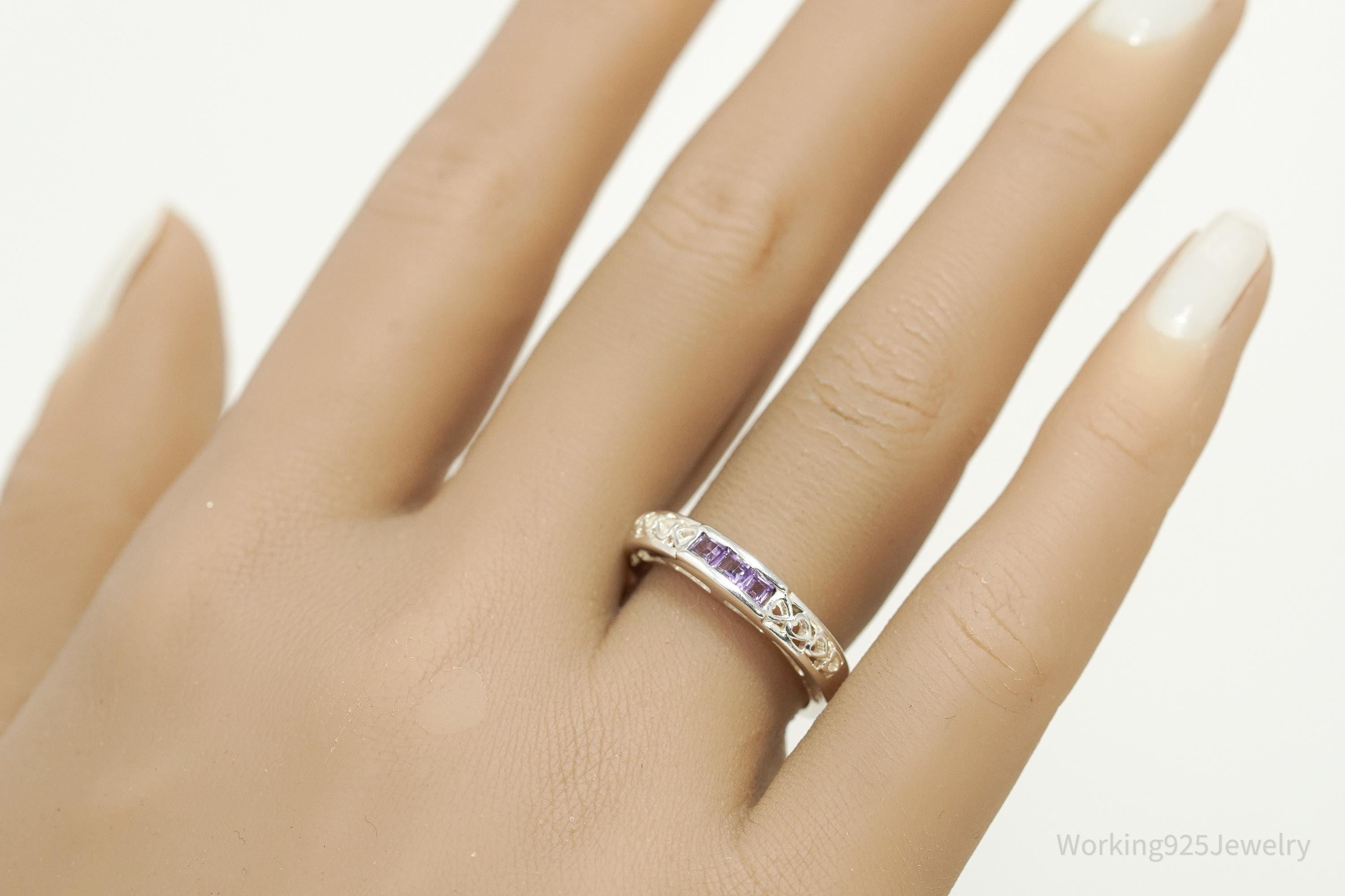 Vintage Purple Amethyst Hearts Pattern Sterling Silver Ring - Size 7