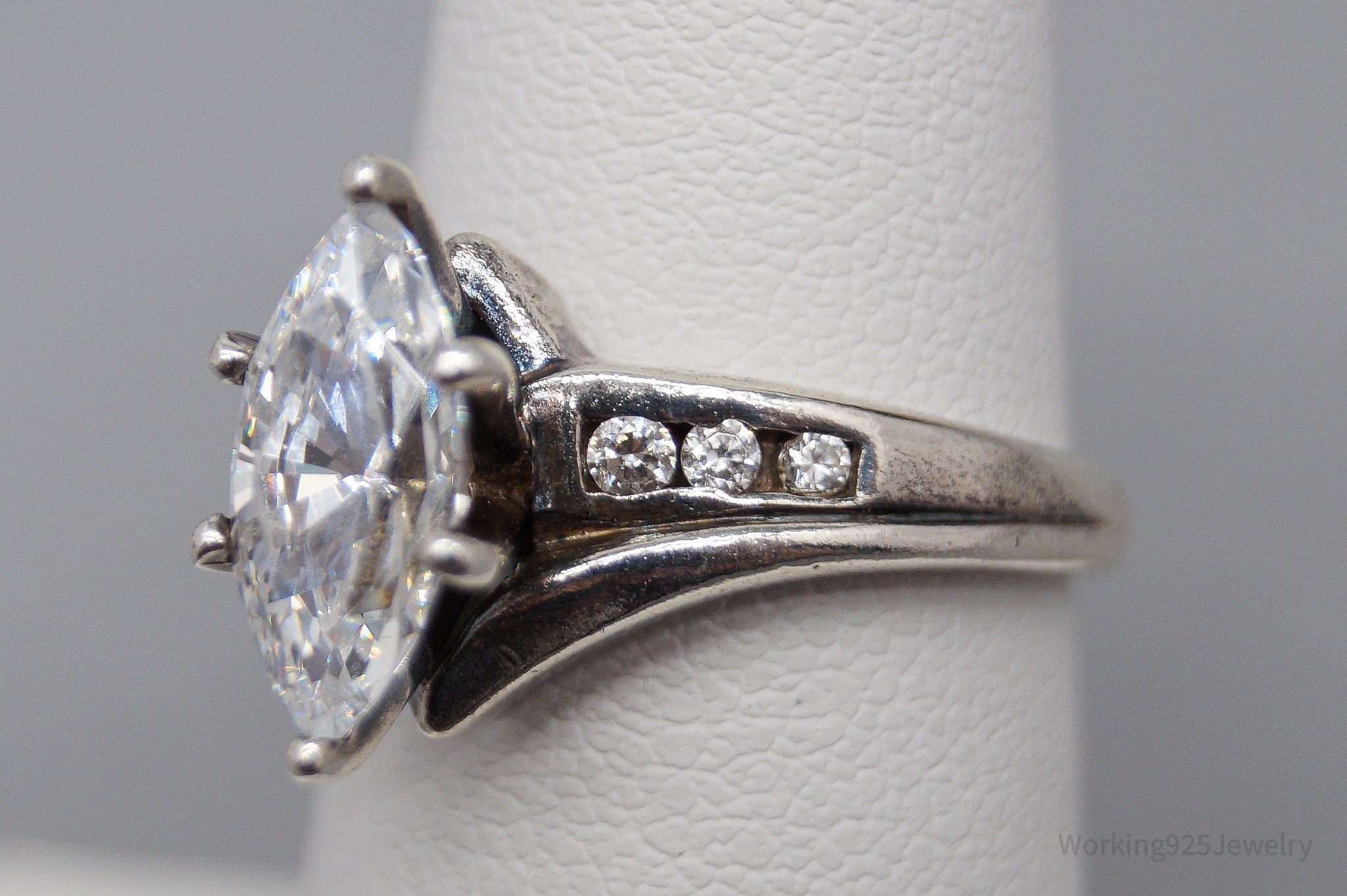 Vintage White Diamonique Cubic Zirconia Sterling Silver Ring Size 6.25