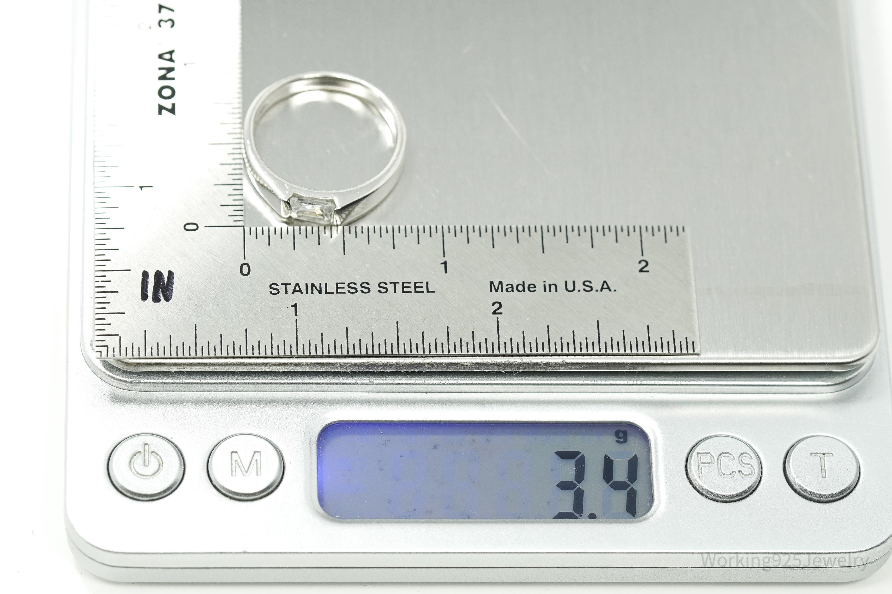 Vintage Cubic Zirconia Sterling Silver Ring Size 8.25