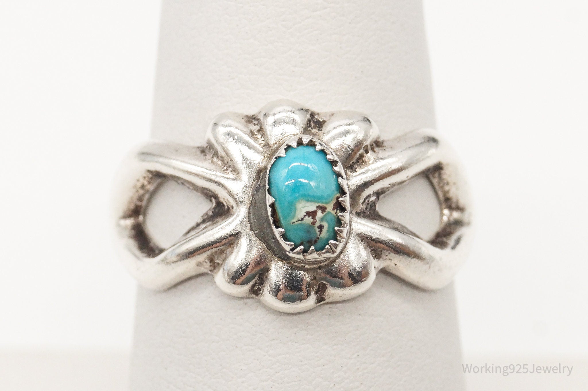 Vintage Native American Turquoise Unsigned Silver Ring - Size 7