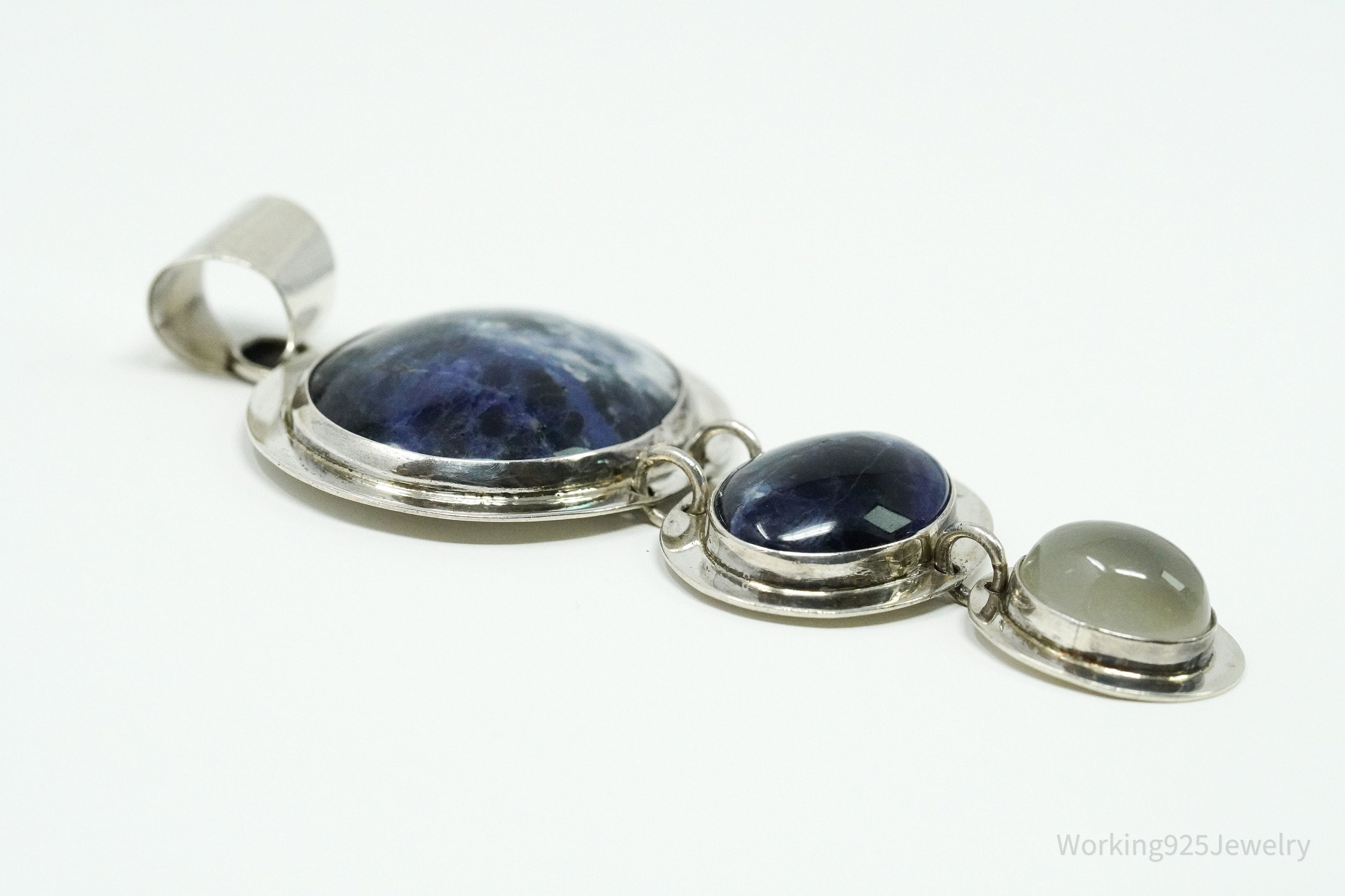 Large Vintage Native American Robert & Noreen Kelly Sterling Silver Pendant