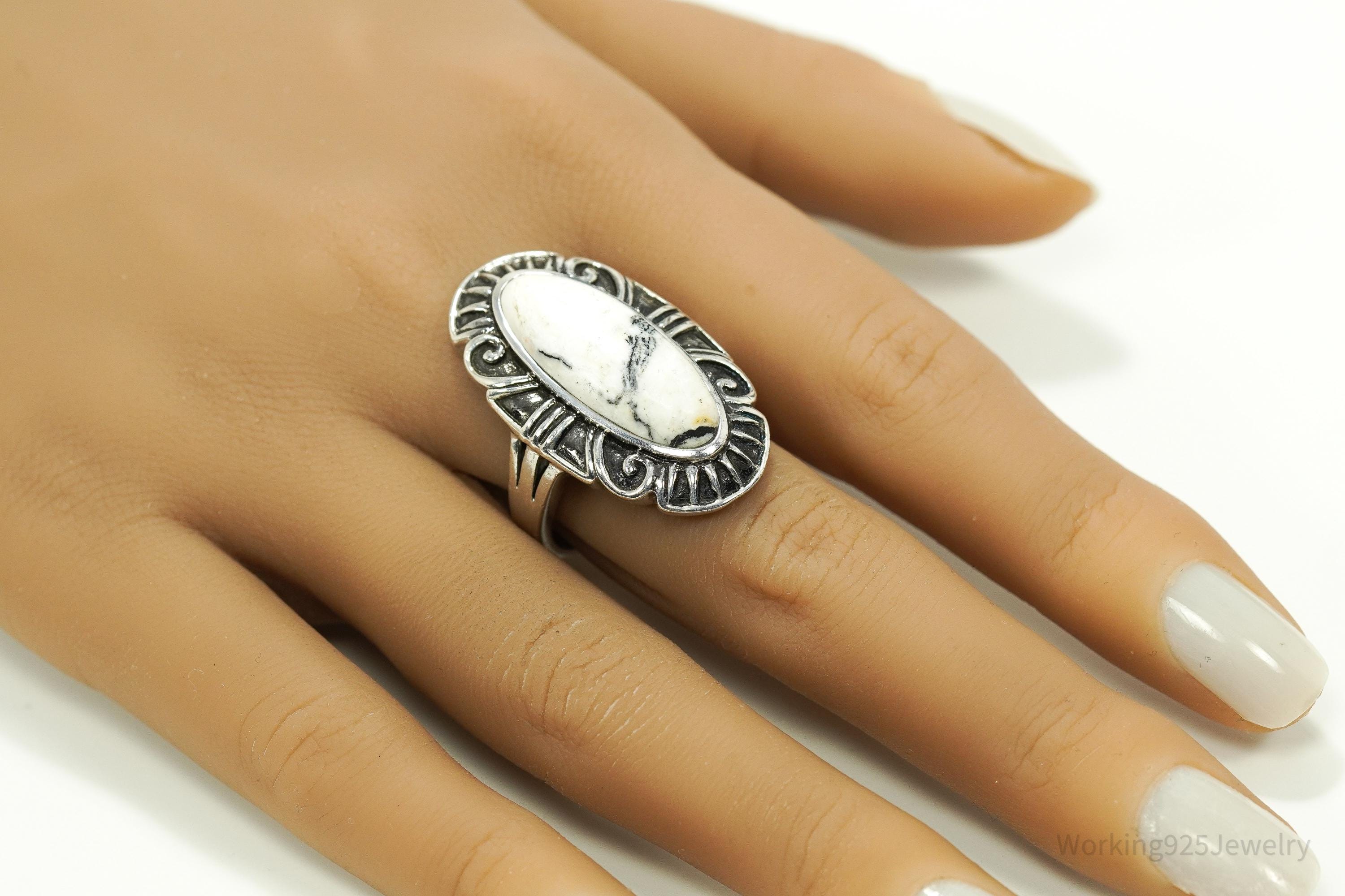 Vintage White Howlite Sterling Silver Ring - Size 9.25