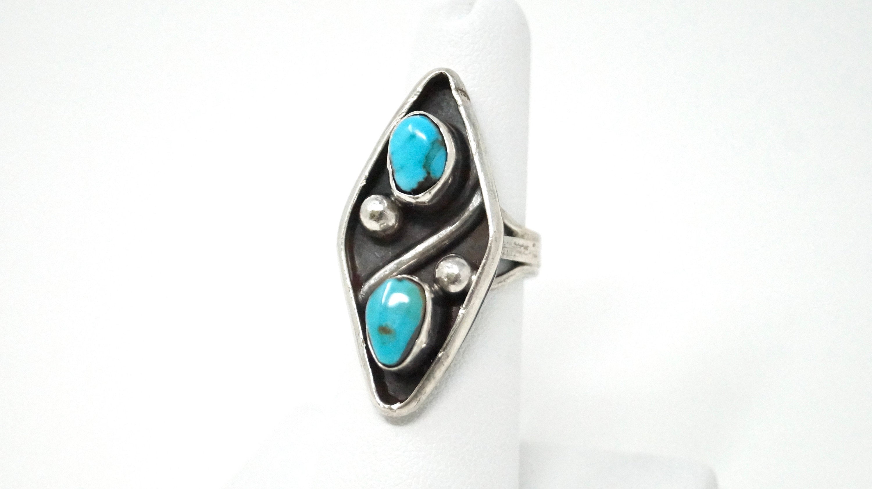 Vintage Southwestern Unsigned Turquoise Sterling Silver Ring - Size 6 -