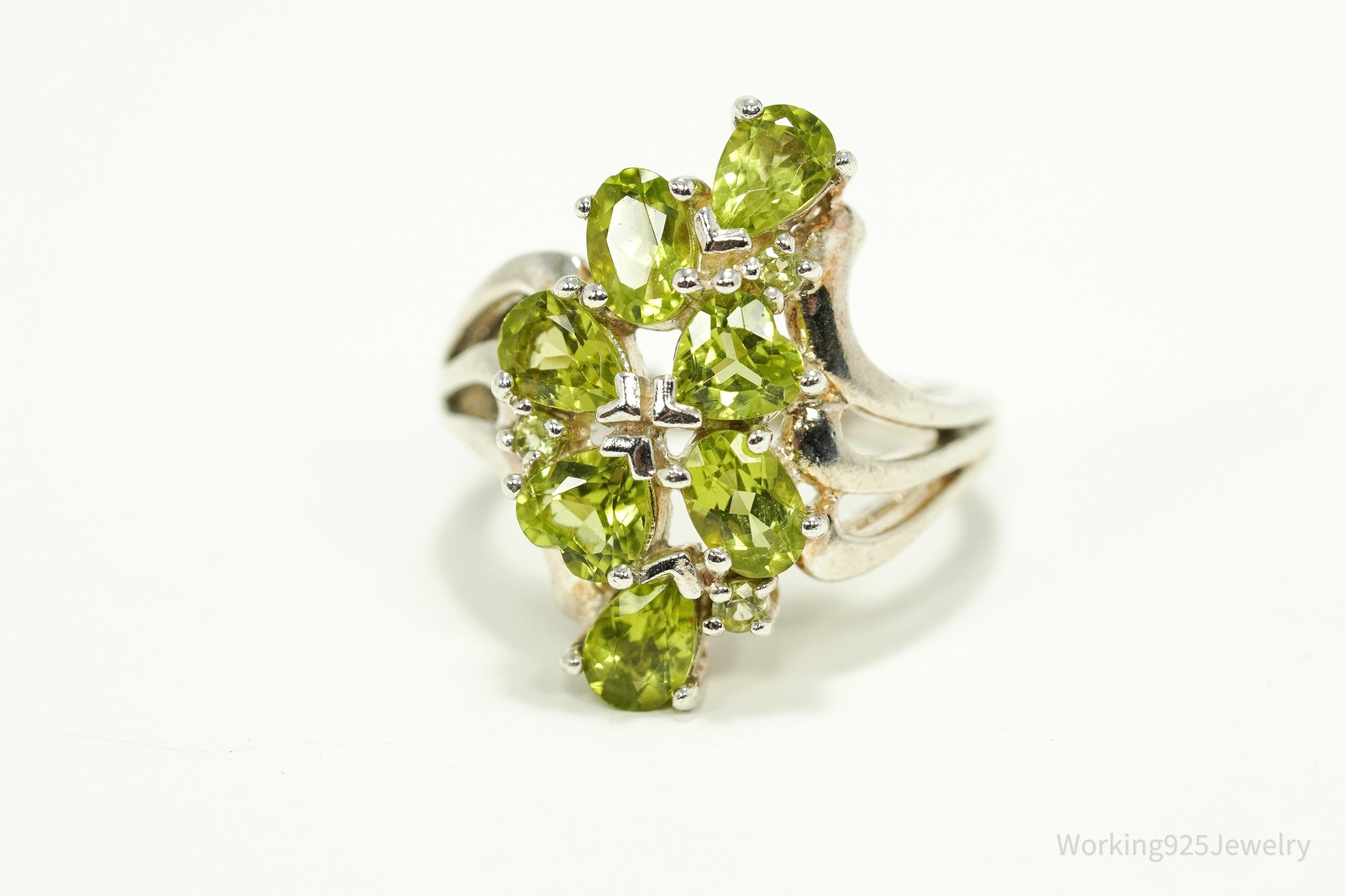 Vintage Green Peridot Sterling Silver Ring - Size 8