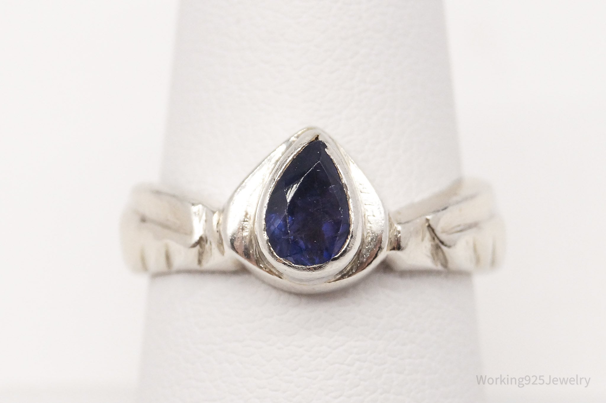 Vintage Tanzanite Sterling Silver Ring - Size 7.75