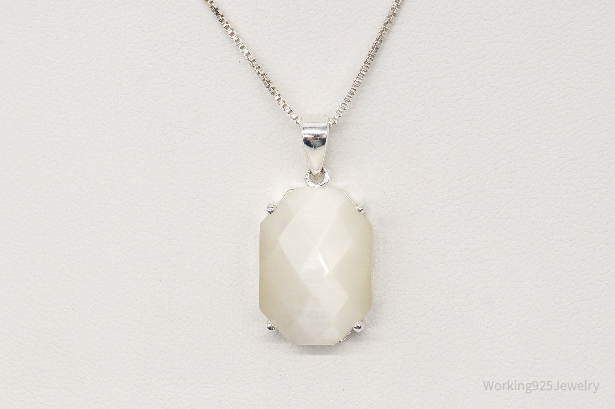 Vintage Art Deco Style Mother of Pearl Sterling Silver Necklace