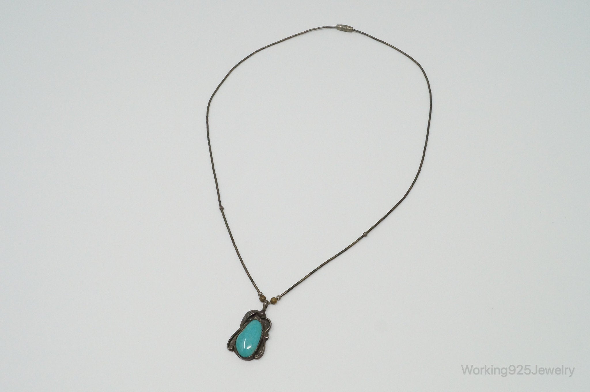 Vintage Native American Unsigned Turquoise Sterling Silver Necklace