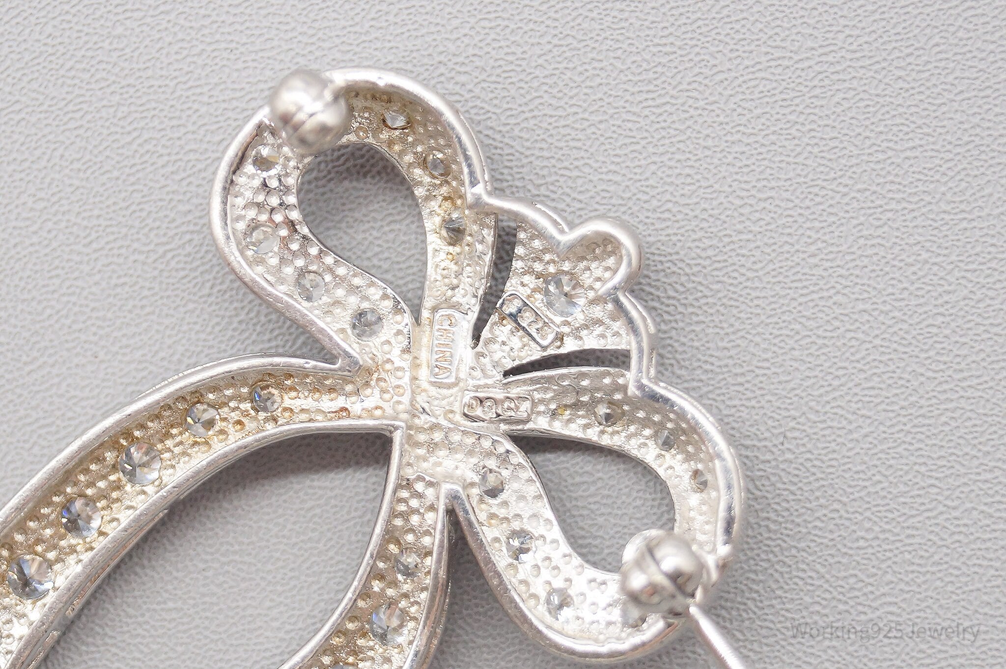 Vintage Diamonique Cubic Zirconia Sterling Silver Ribbon Bow Brooch Pin