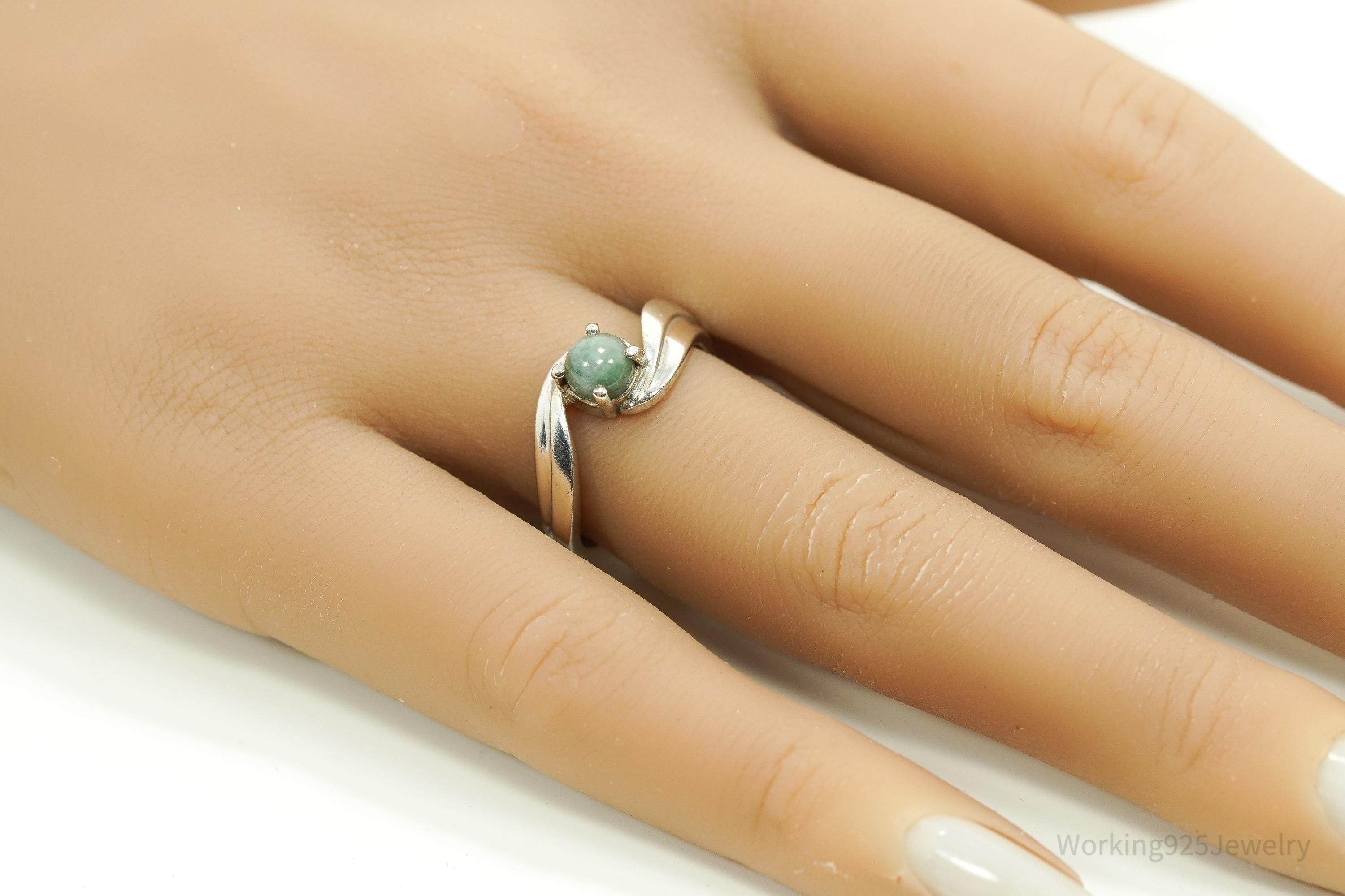 Vintage Jade Sterling Silver Ring - Size 7.25