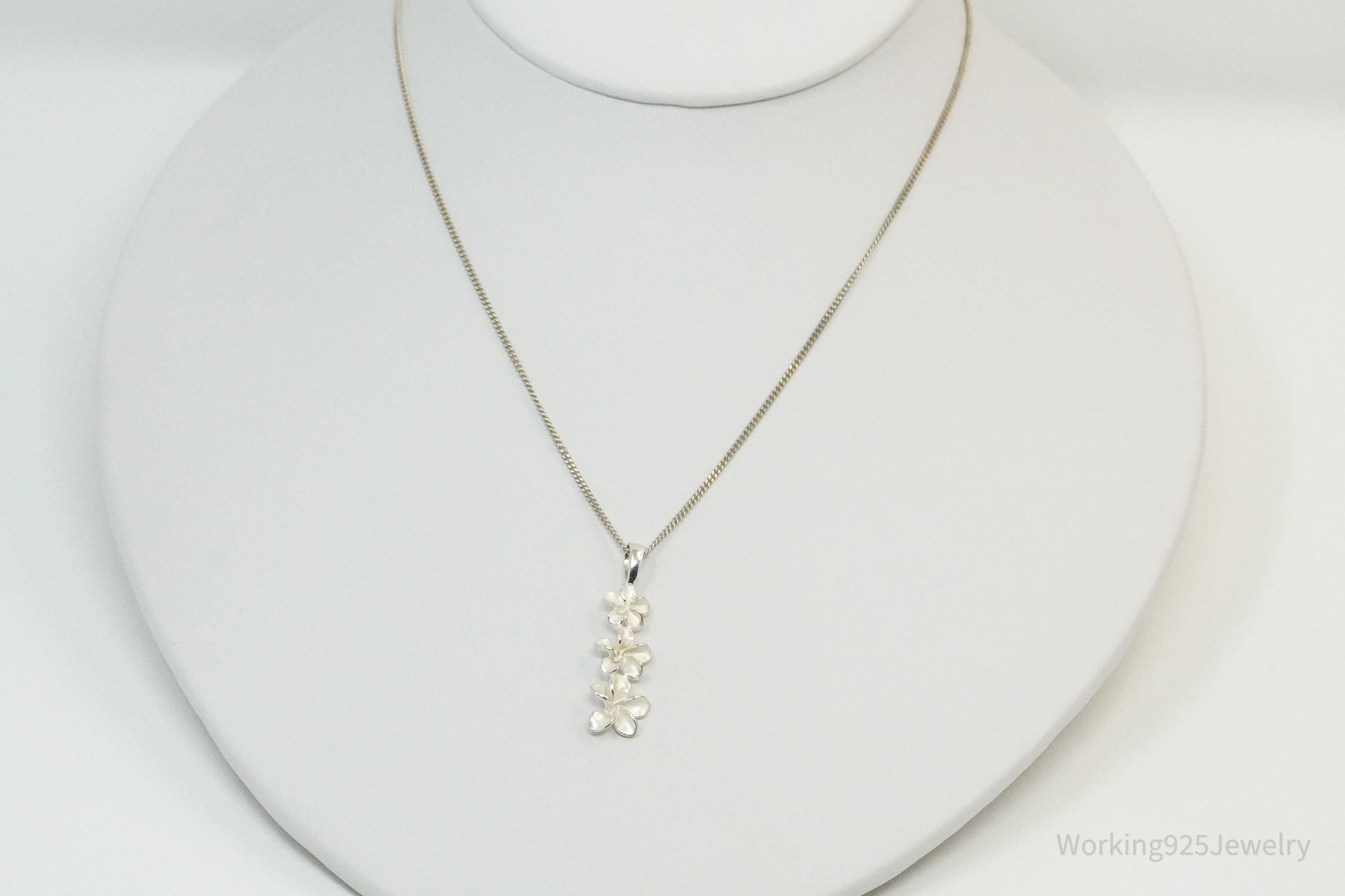 Vintage Sterling Silver Stacked Flowers Necklace 16"