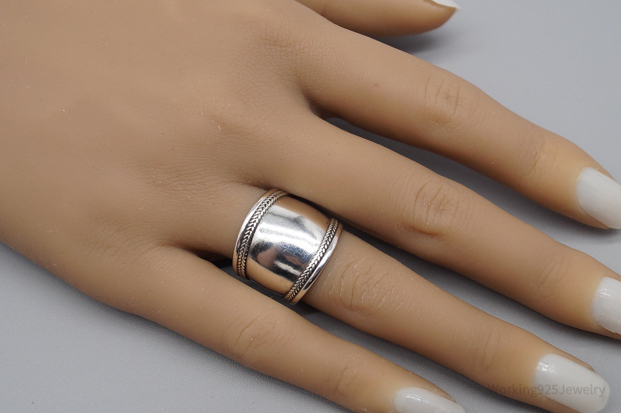 Vintage Sterling Silver Wide Band Ring - Size 7.75