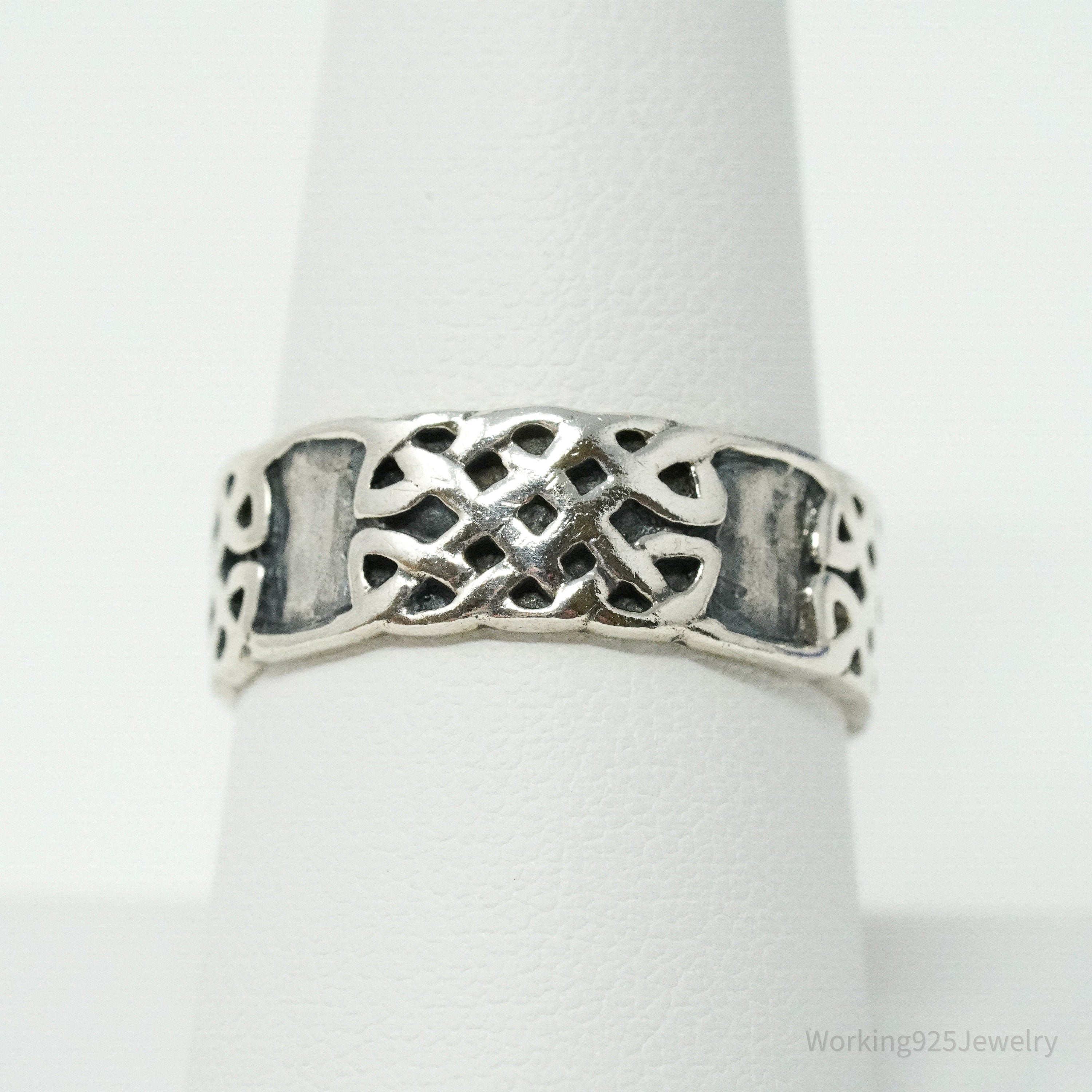 Vintage Celtic Knot Design Sterling Silver Band Ring - Size 9