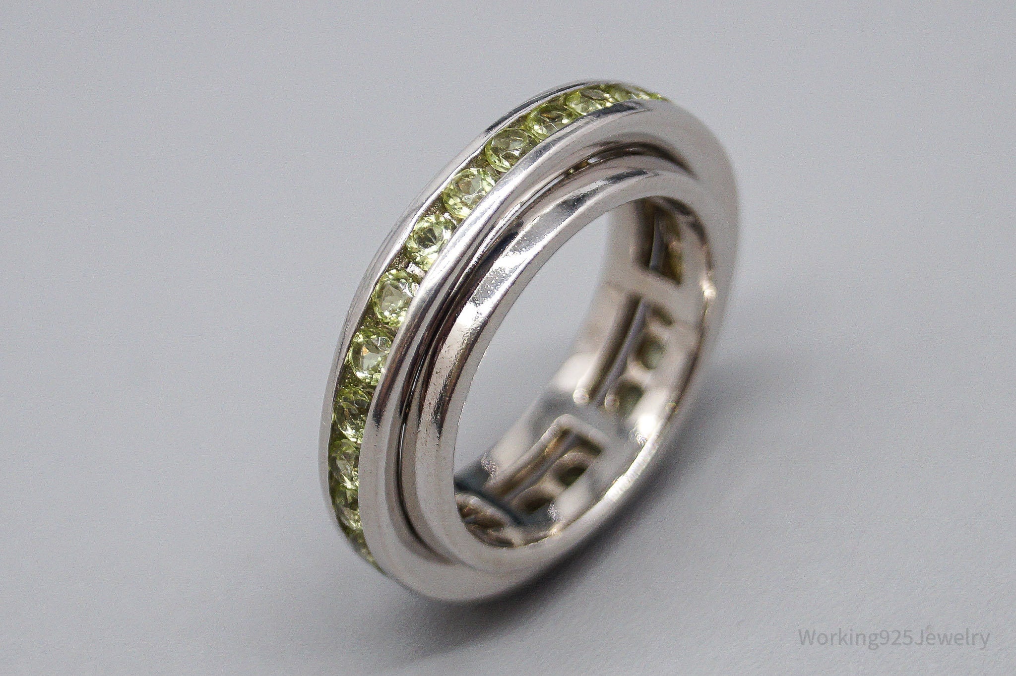 Vintage Peridot Sterling Silver Spinner Band Ring - Size 6.75