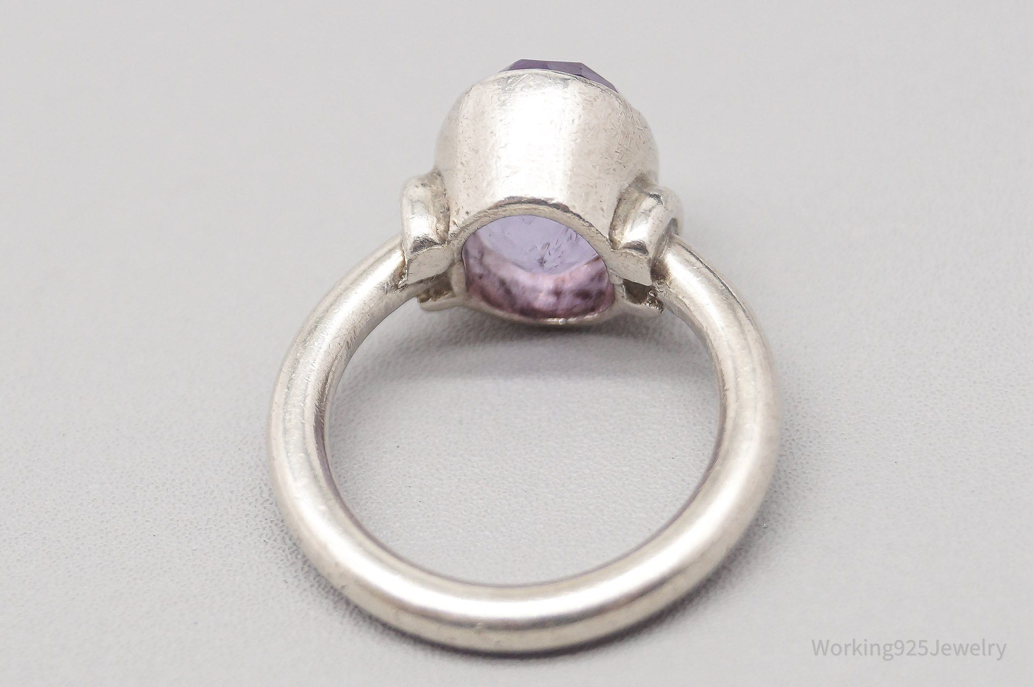 Vintage Amethyst Modernist Style Sterling Silver Ring - Size 6.5