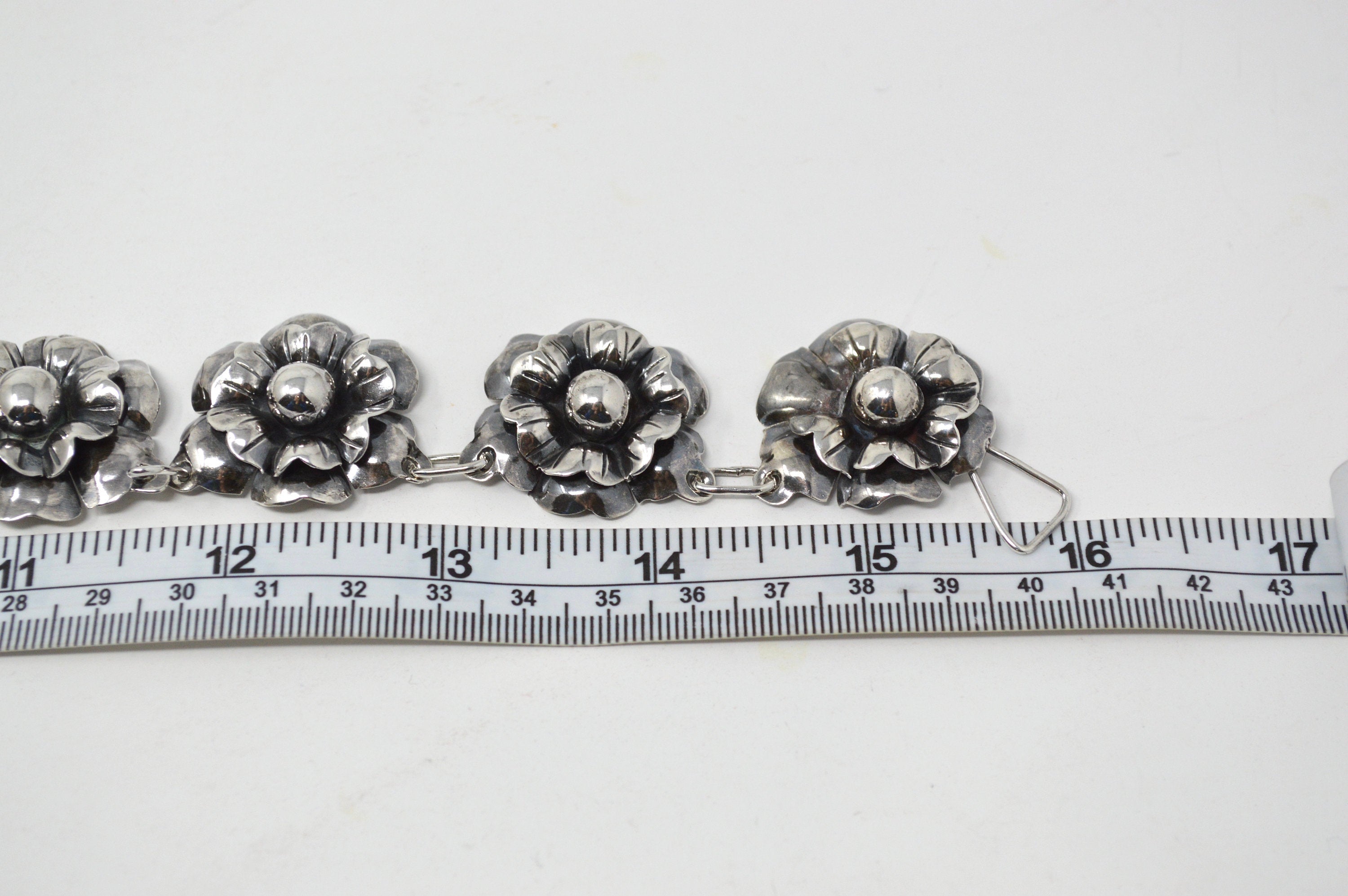 Vintage Mexico Sterling Silver Artisan 3D Oxidized Flower Motif Necklace 16 Inch