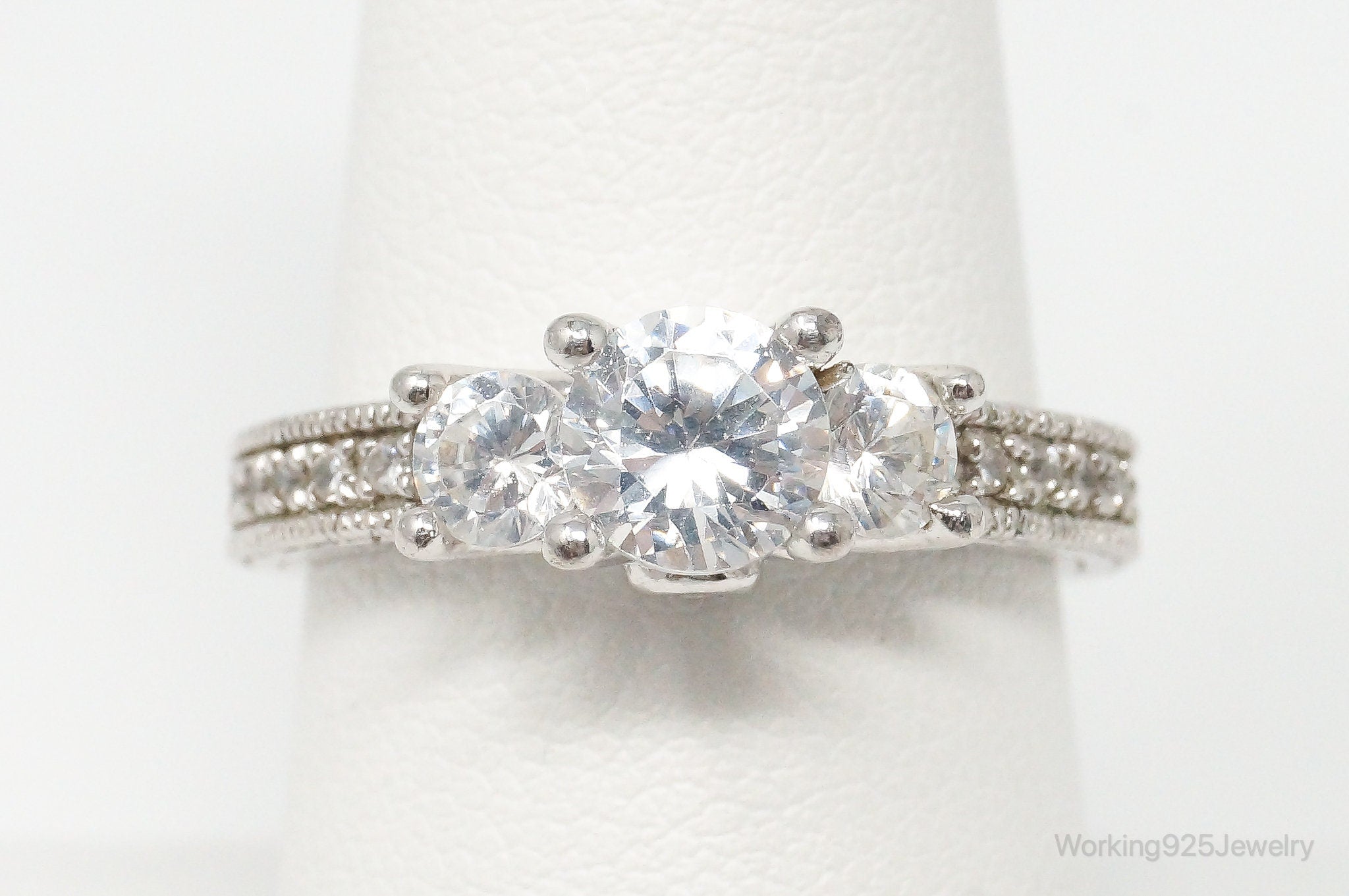 Vintage Cubic Zirconia Sterling Silver Ring - Size 8