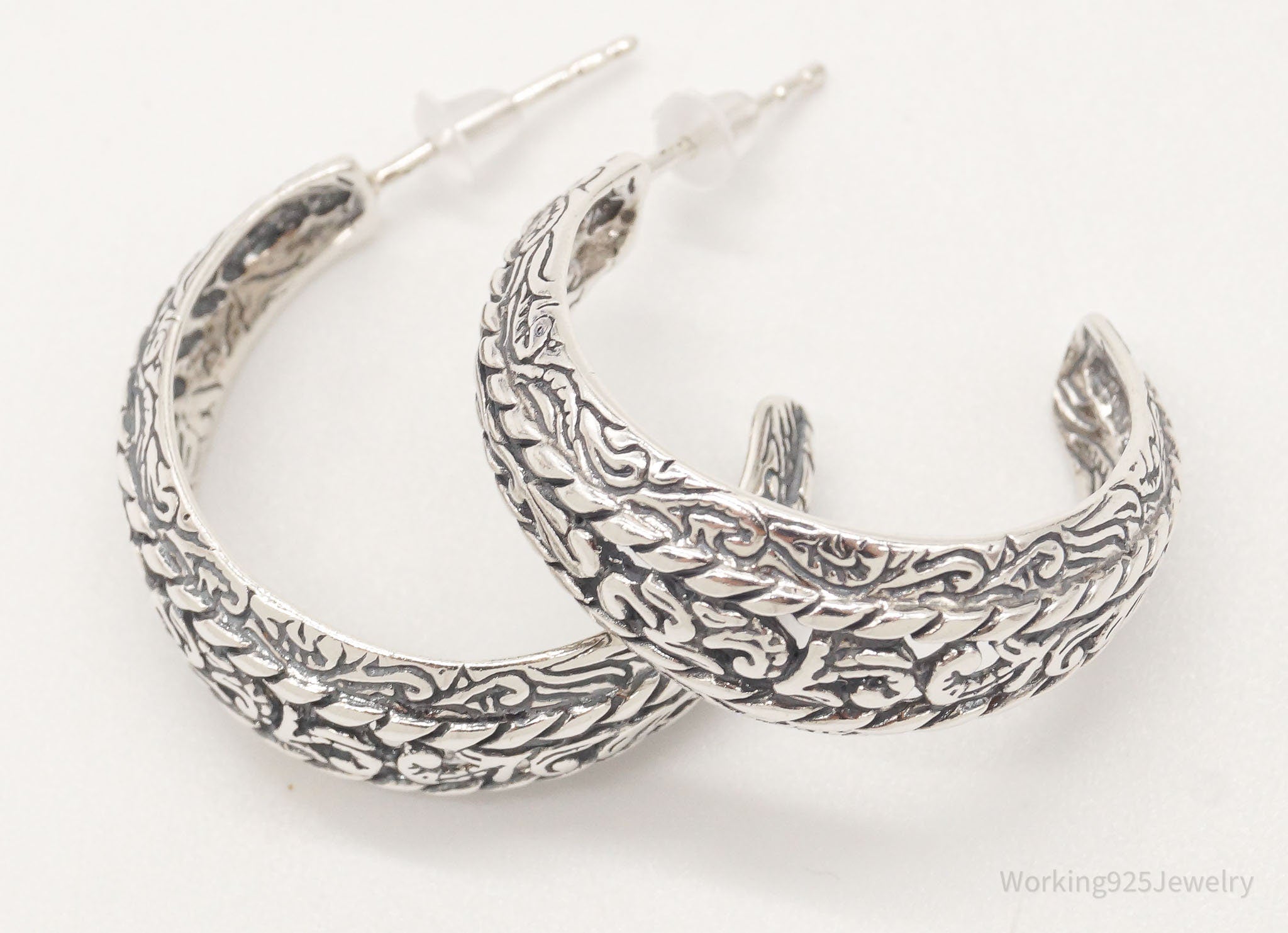 Western Designer Carolyn Pollack Sterling Silver Hoop Earrings