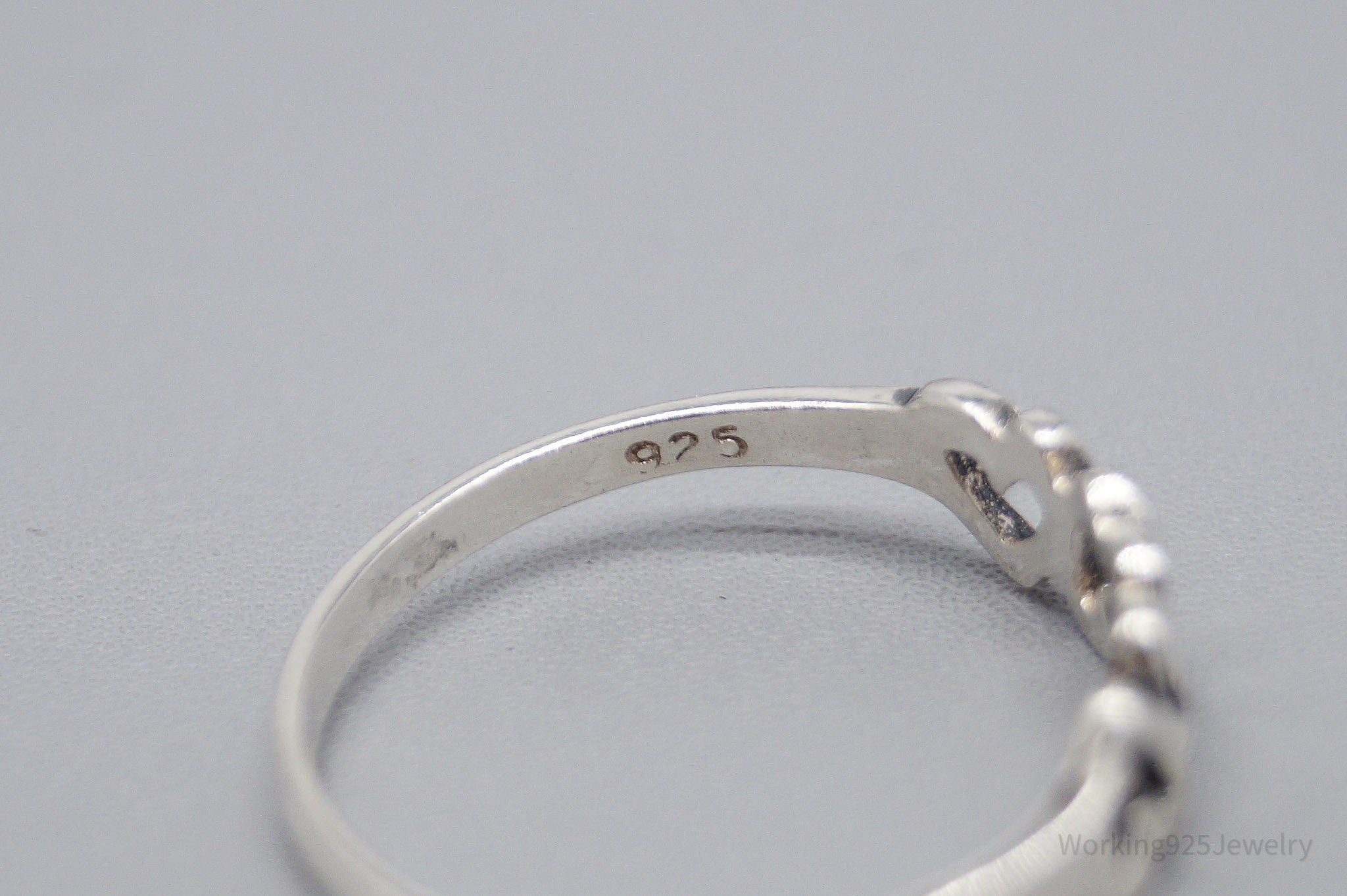 Vintage Open Heart Pattern Sterling Silver Band Ring - Size 9