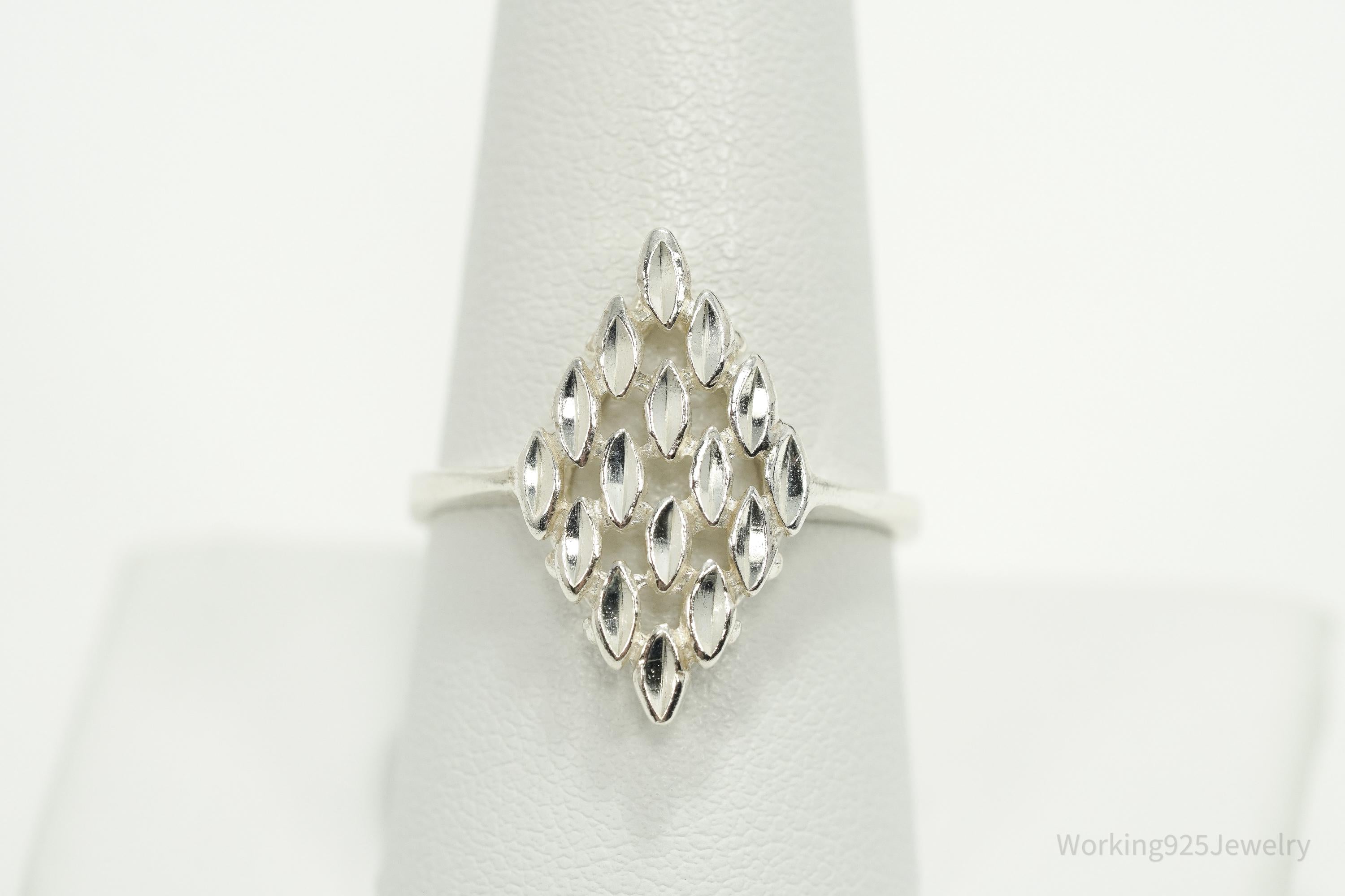 Vintage Diamond Cut Style Sterling Silver Ring - Size 9.25