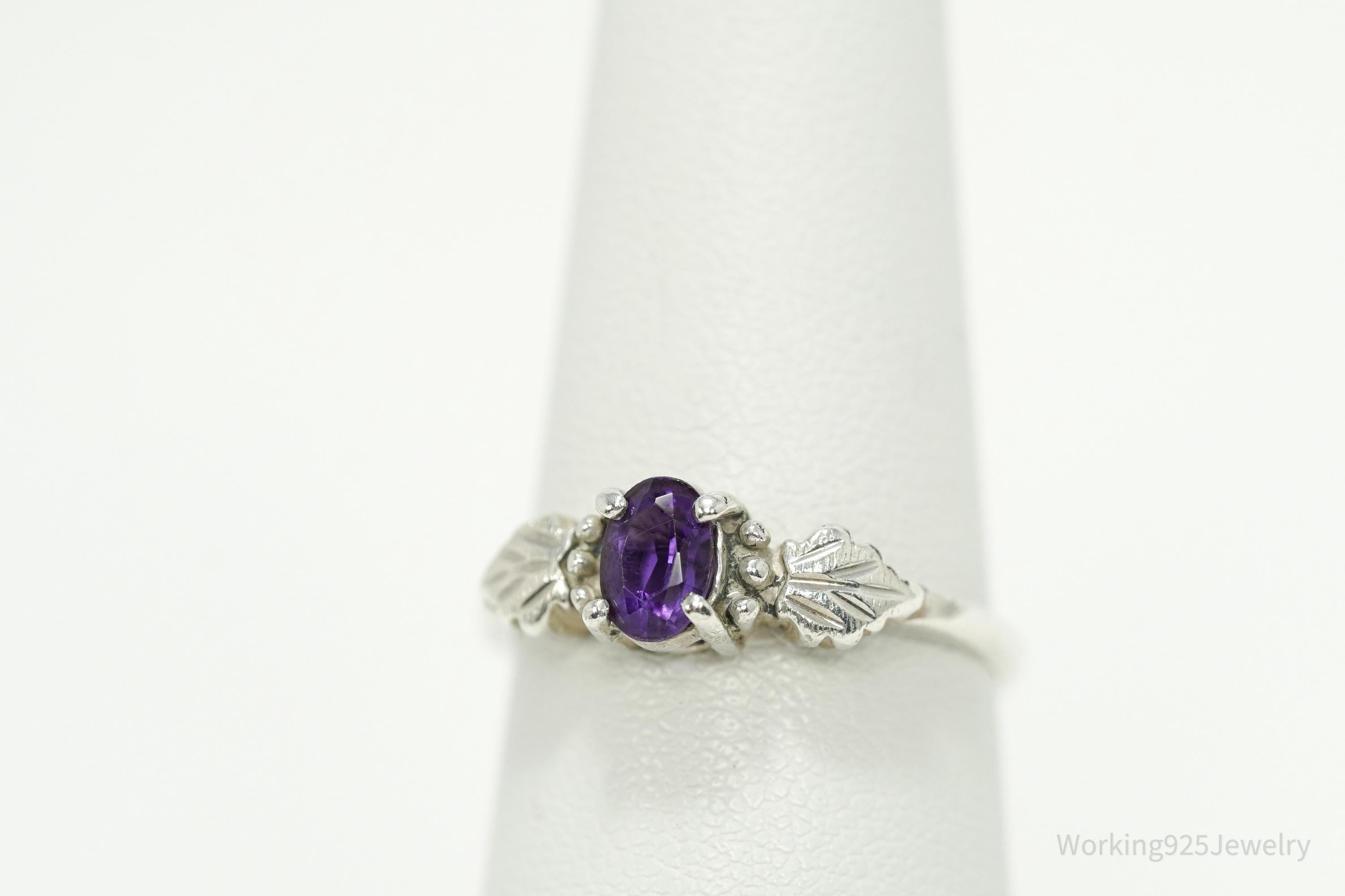 Vintage WMCO Purple Amethyst Sterling Silver Ring - Size 7.25